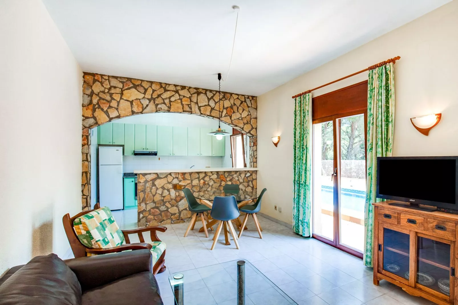 Gezellige vakantiewoning in Playa de Pals met privé zwembad-Woonkamer