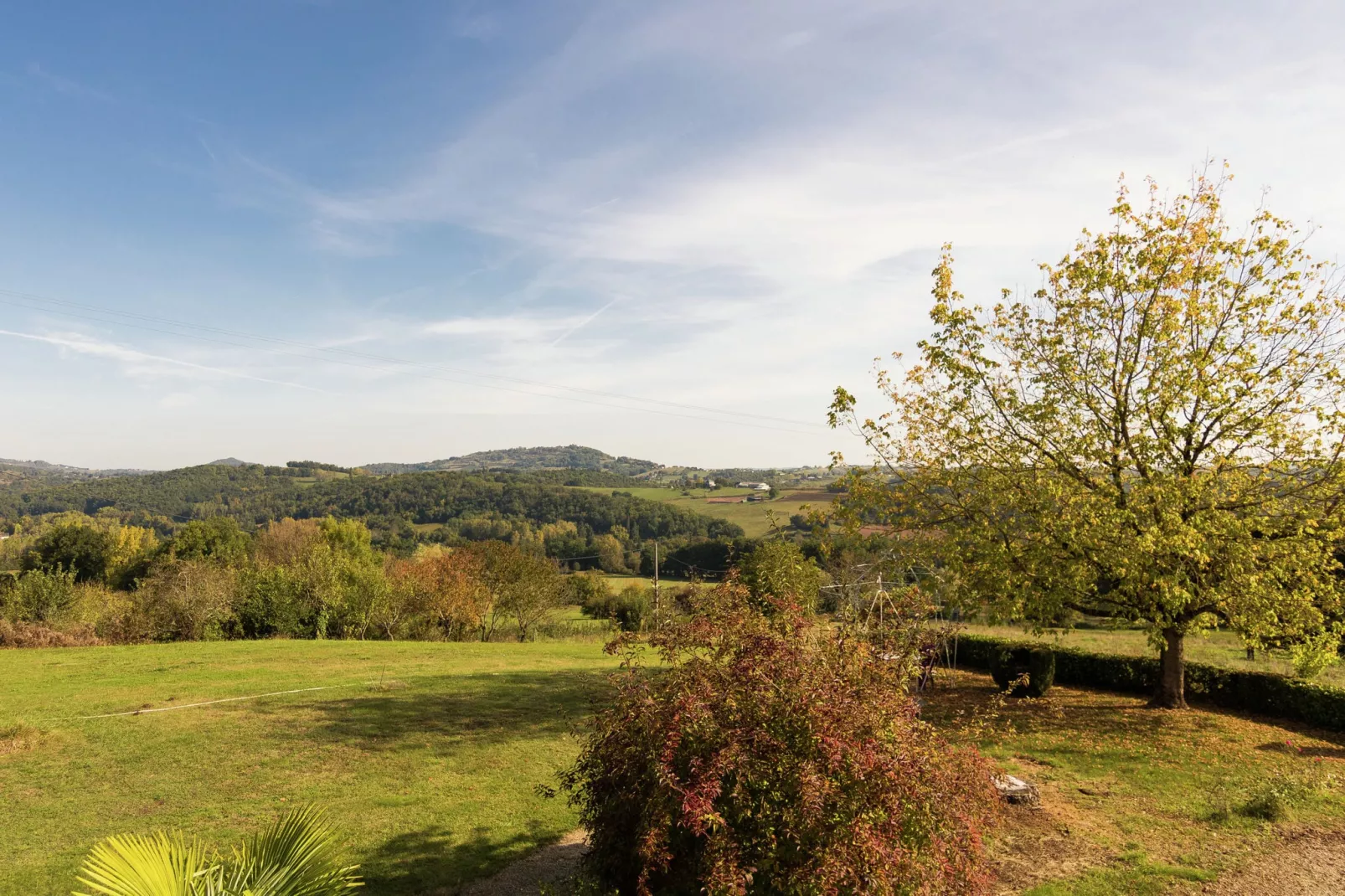 Le Rouvet près de Dordogne-Uitzicht zomer