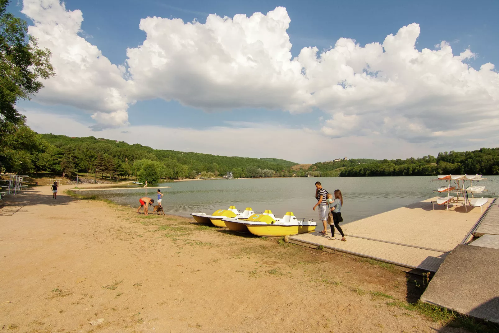 Le Rouvet près de Dordogne-Gebieden zomer 20km