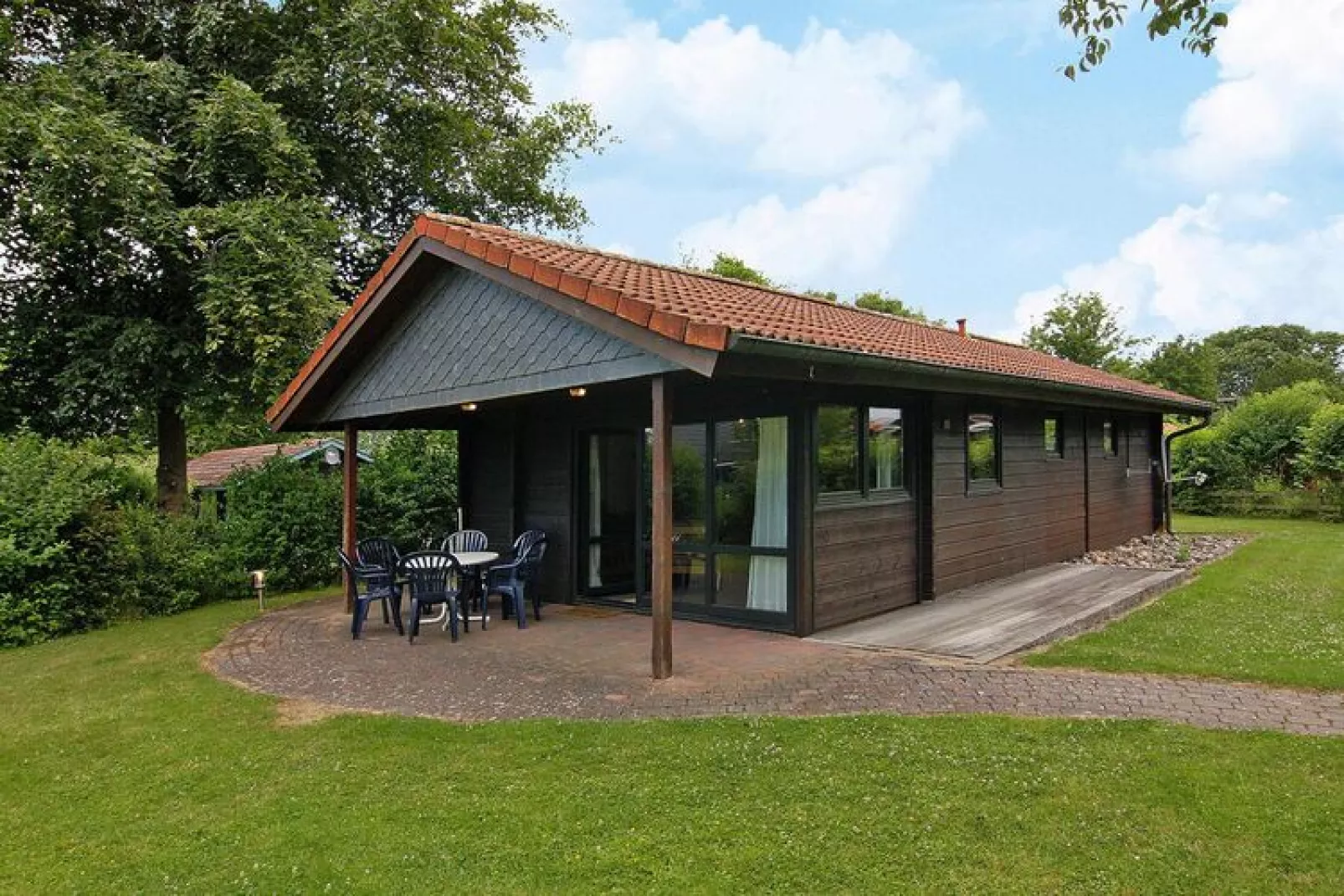 Blockhaus Damp-Buitenkant zomer