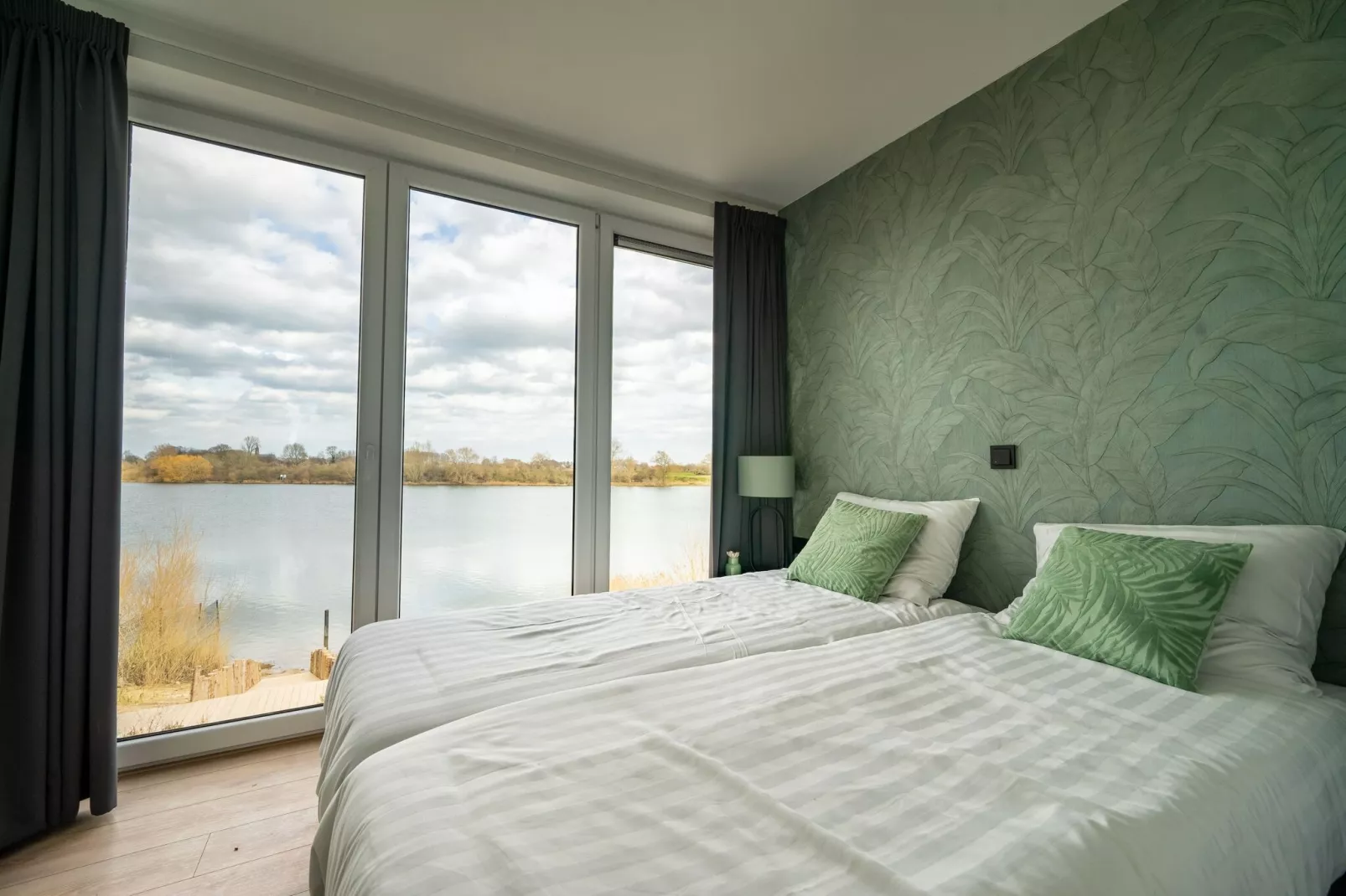 Resort Aan De Maas 6-Slaapkamer