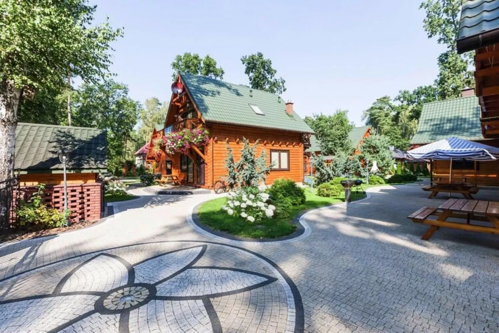 Holiday complex Pobierowo-Doppelhaus 4 i 2-Buitenkant zomer