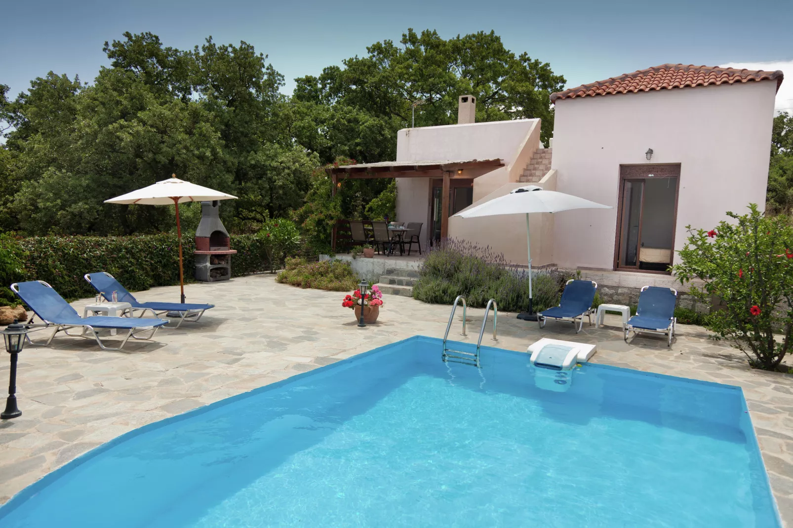 Villa Eleonora-Buitenkant zomer