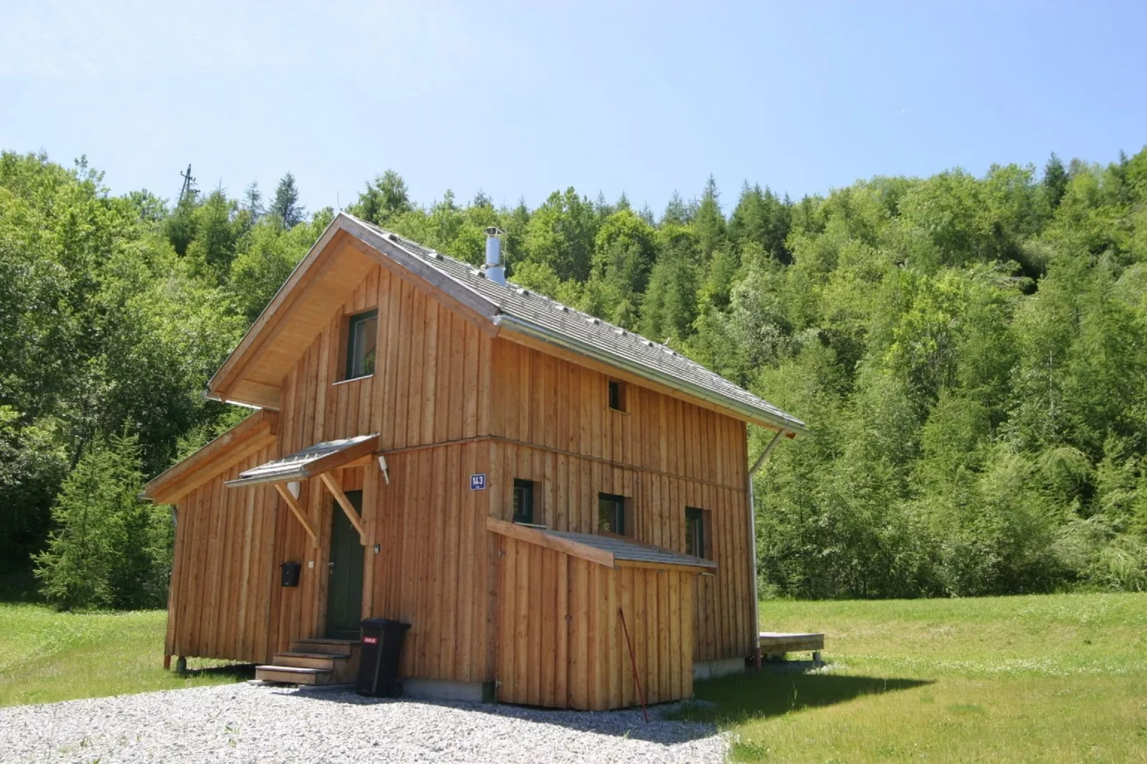 The Austrian Chalet-Buitenkant zomer