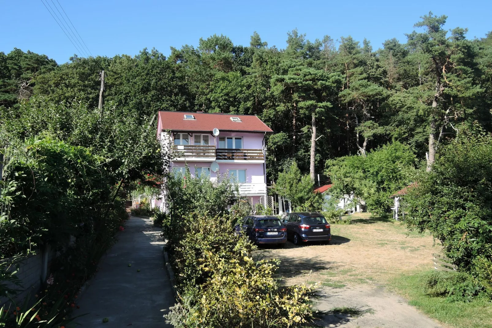 Semi-detached house in Wiselka