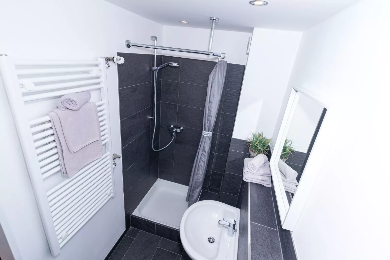 Fabryshof 01-Badkamer