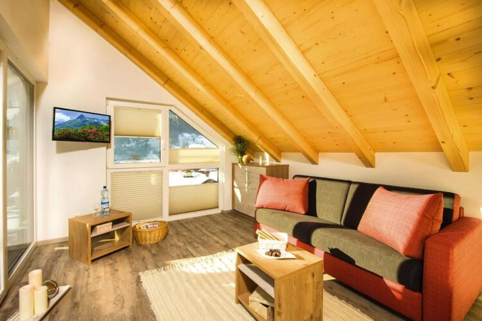 Appartement in Dorfgastein met balkon of terras-Woonkamer