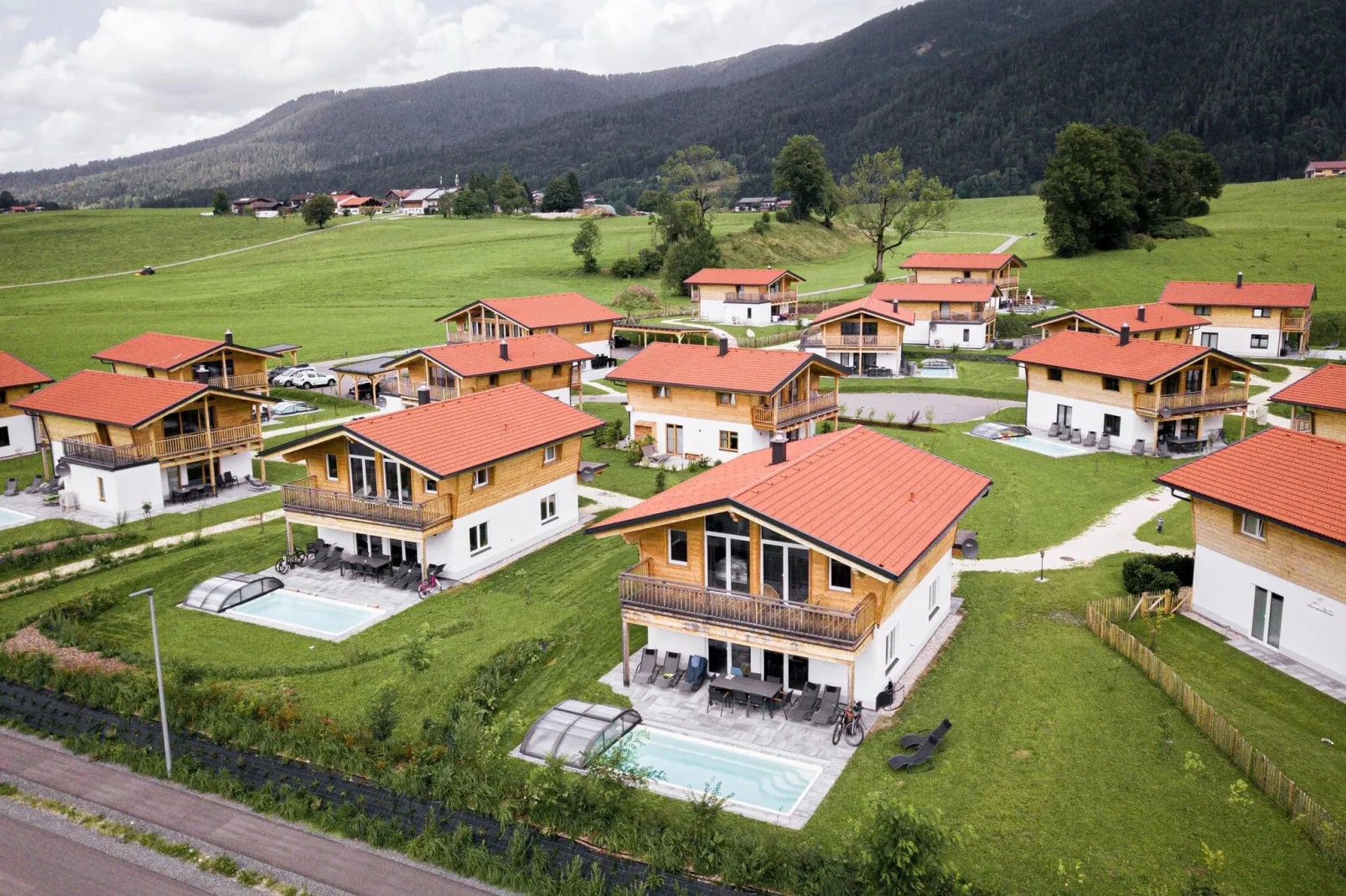 Inzell Chalets-Buitenkant zomer