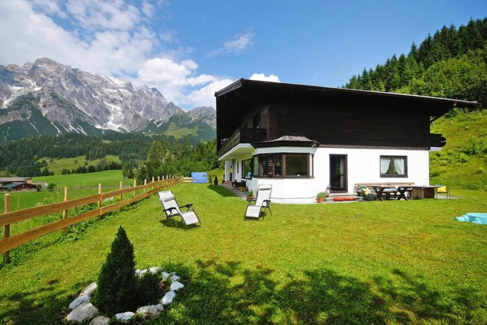 Holiday home, Dienten-Schnee-Eck 12 Pers.-Buitenkant zomer