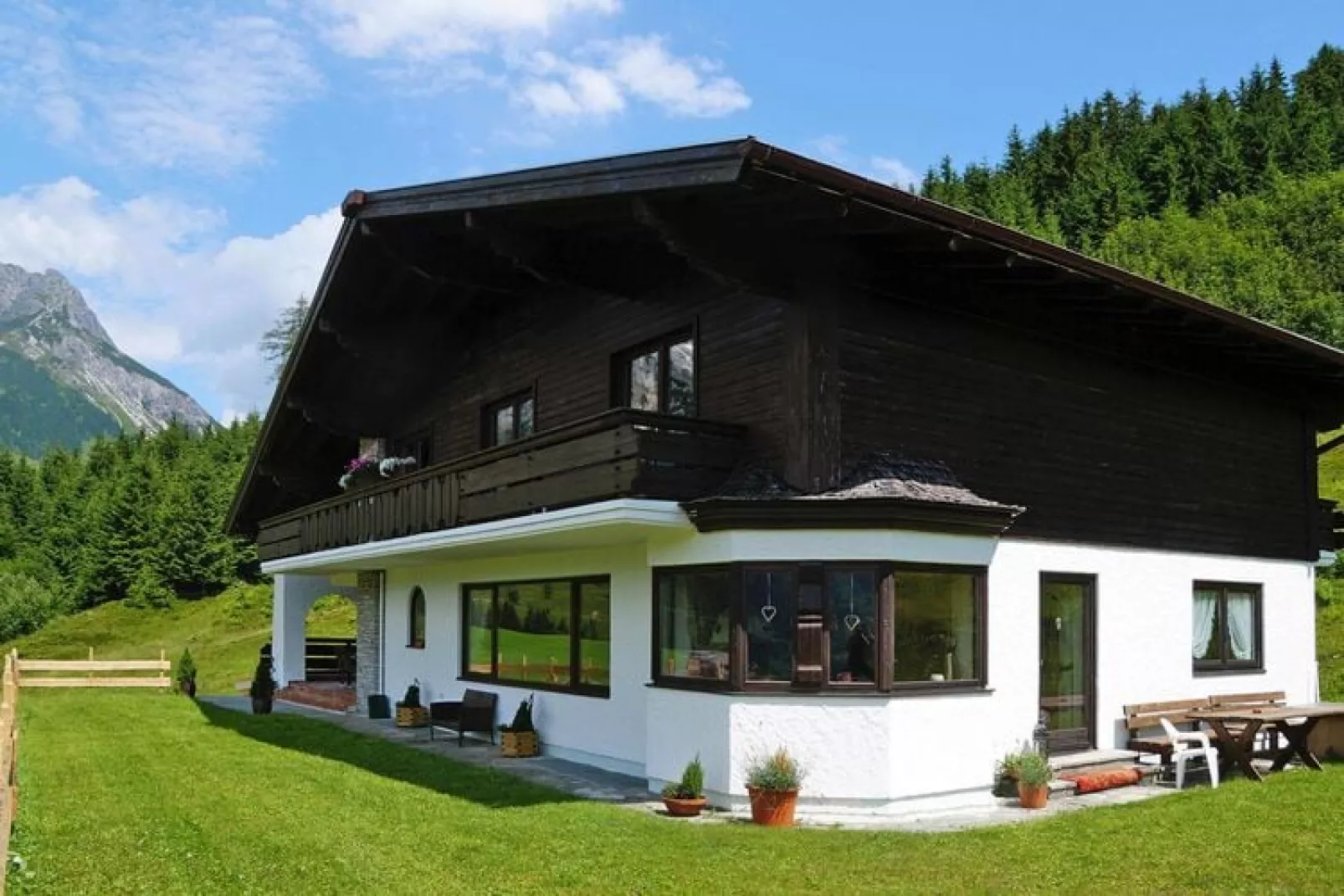 Holiday home, Dienten-Schnee-Eck 12 Pers.-Buitenkant zomer