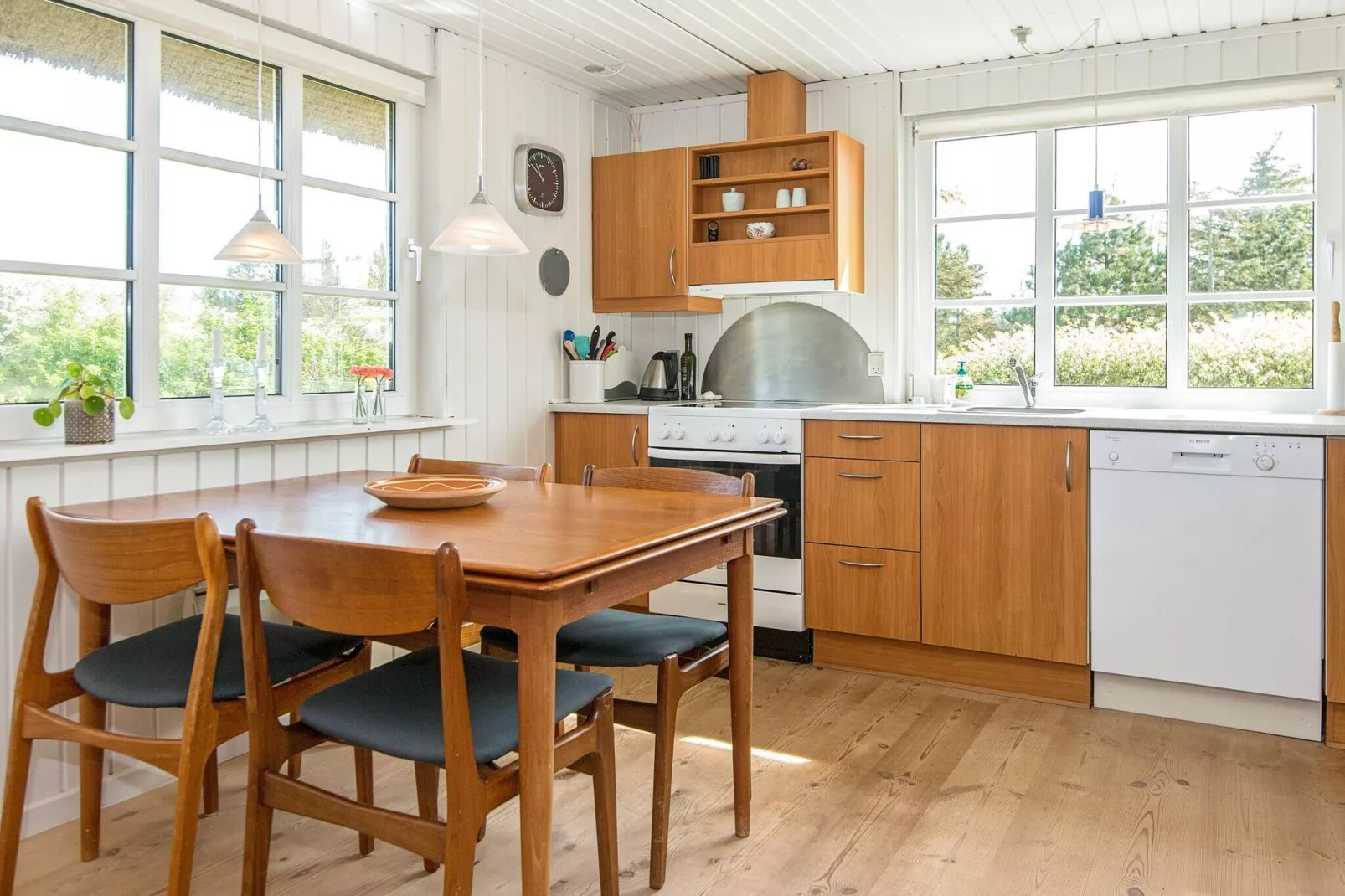 Sfeervolle Cottage in Vredig Fjand-By Traum-Binnen