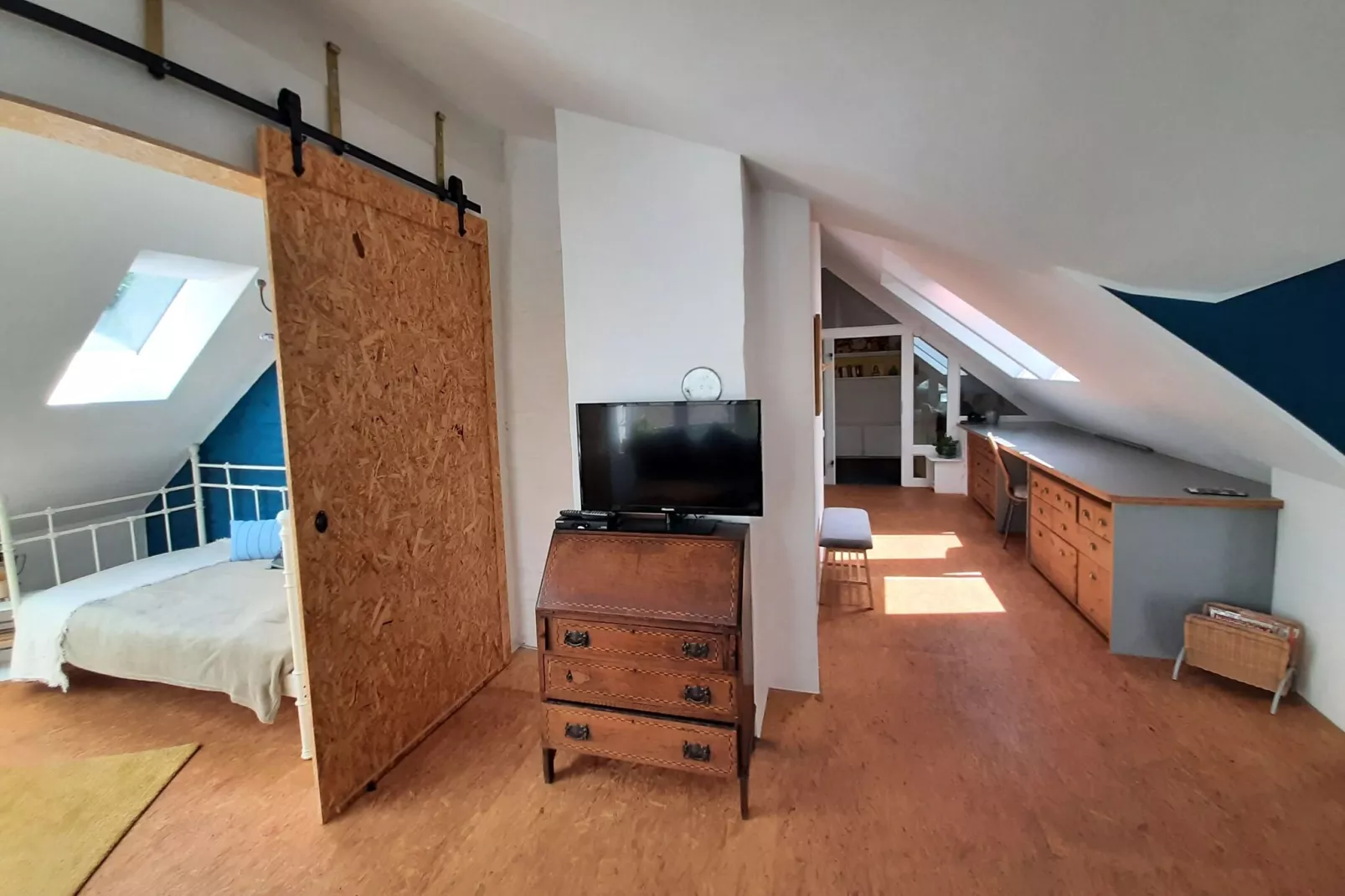 Ferienwohnung Himmelshöh im Hof der Möglichkeiten-Woonkamer