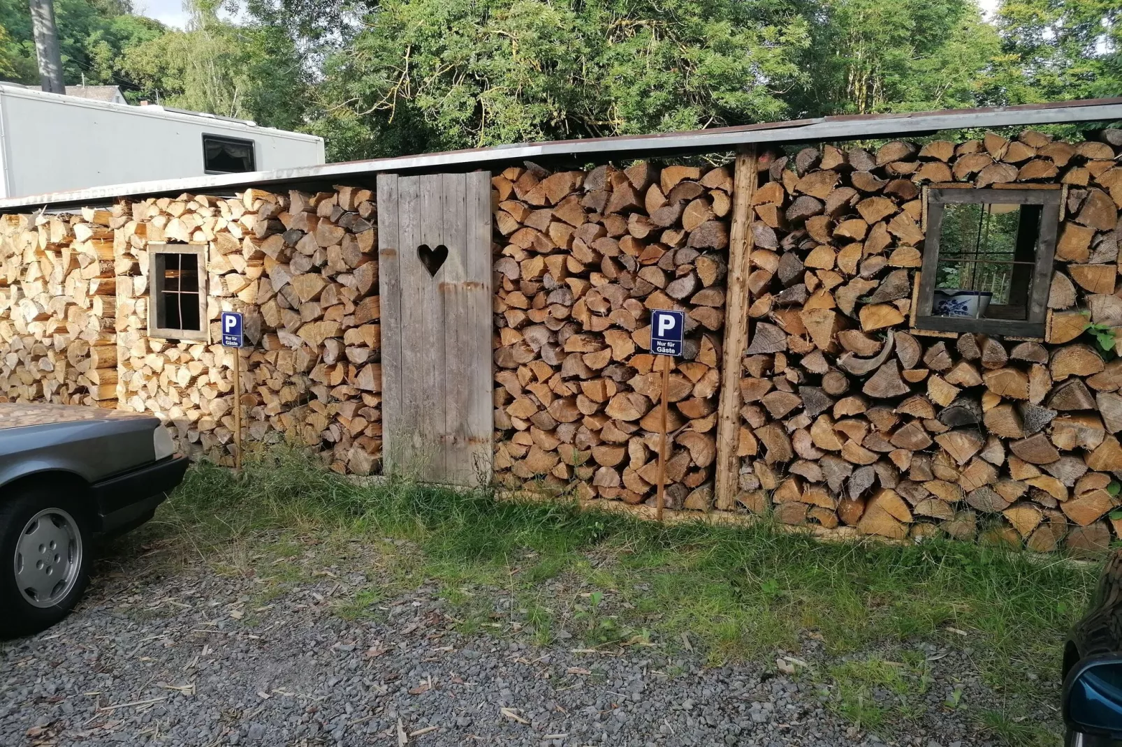 Ferienwohnung Himmelshöh im Hof der Möglichkeiten-Parkfaciliteiten