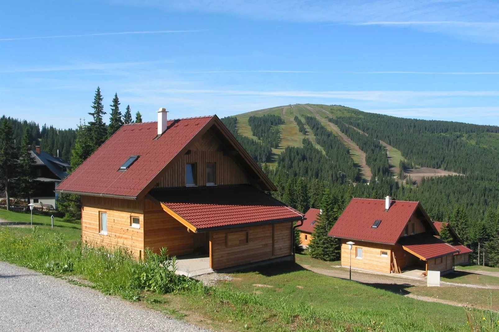 Almdorf Weinebene XL-Buitenkant zomer