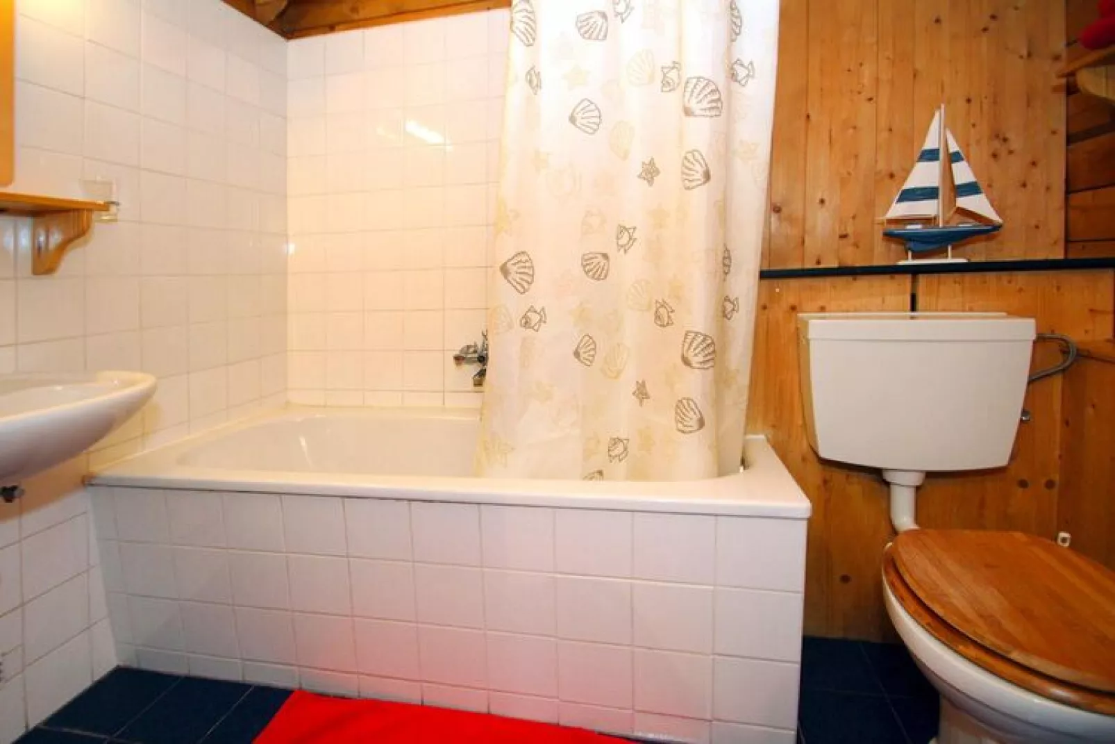 Reihenhaus am Müggelsee-Badkamer
