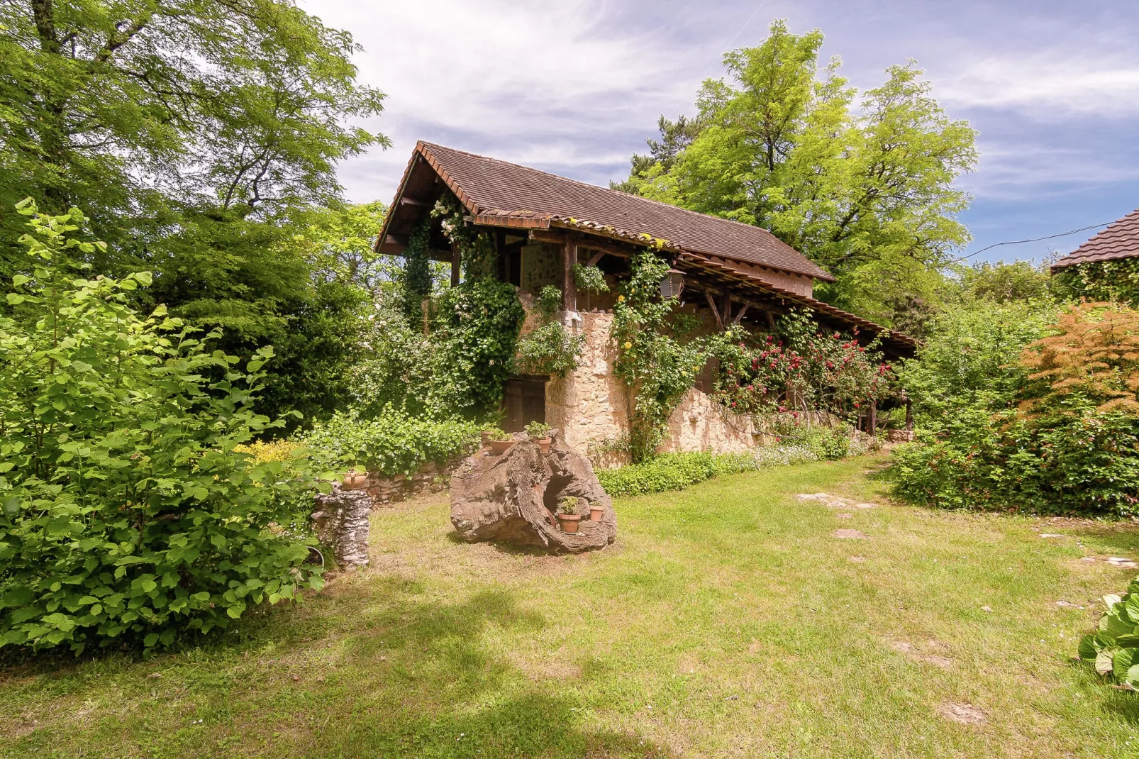 Domaine de la Borderie-Buitenkant zomer