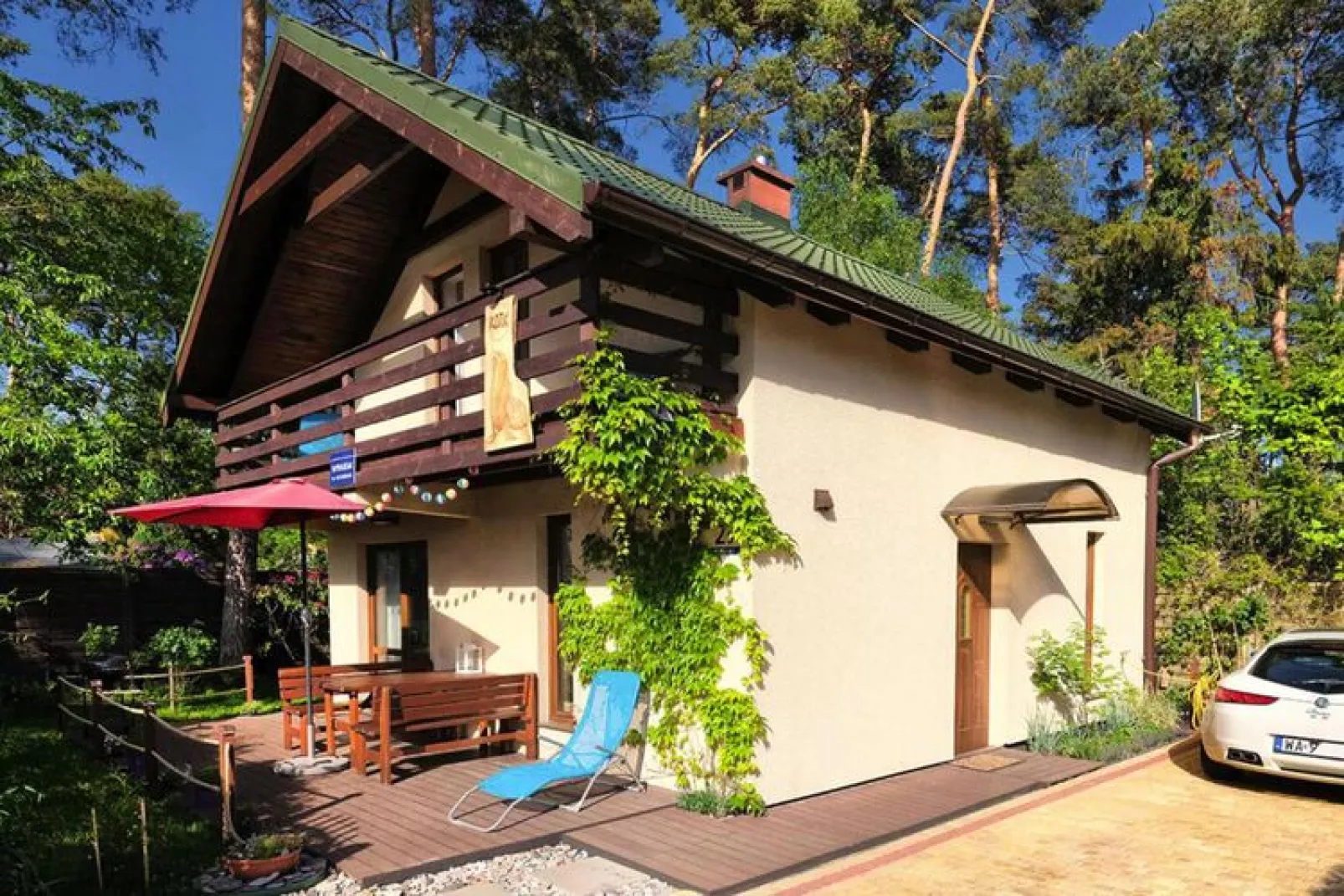 Holiday Home in Lukecin 80 qm-Buitenkant zomer