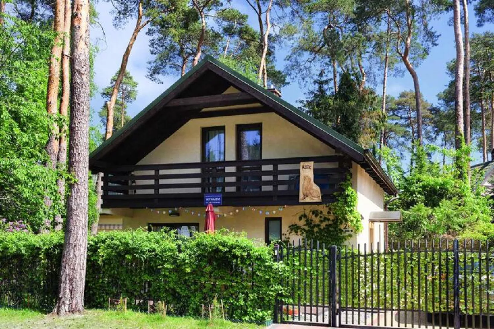 Holiday Home in Lukecin 80 qm-Buitenkant zomer