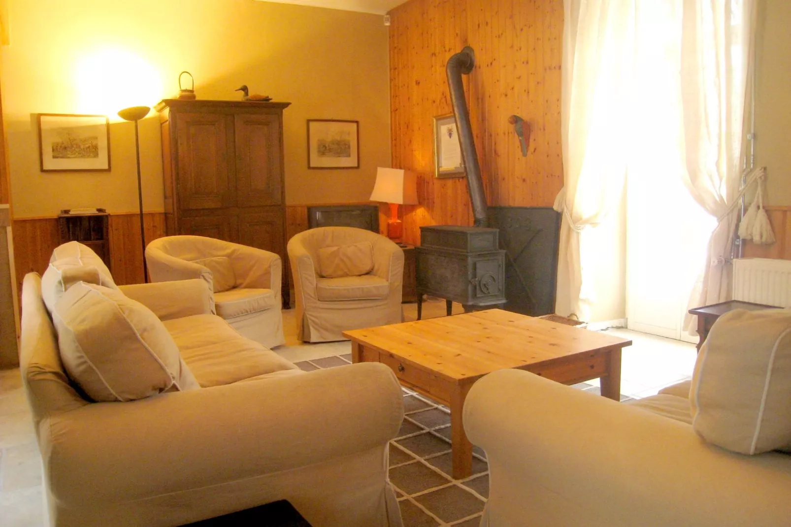 La Hetraie-Woonkamer