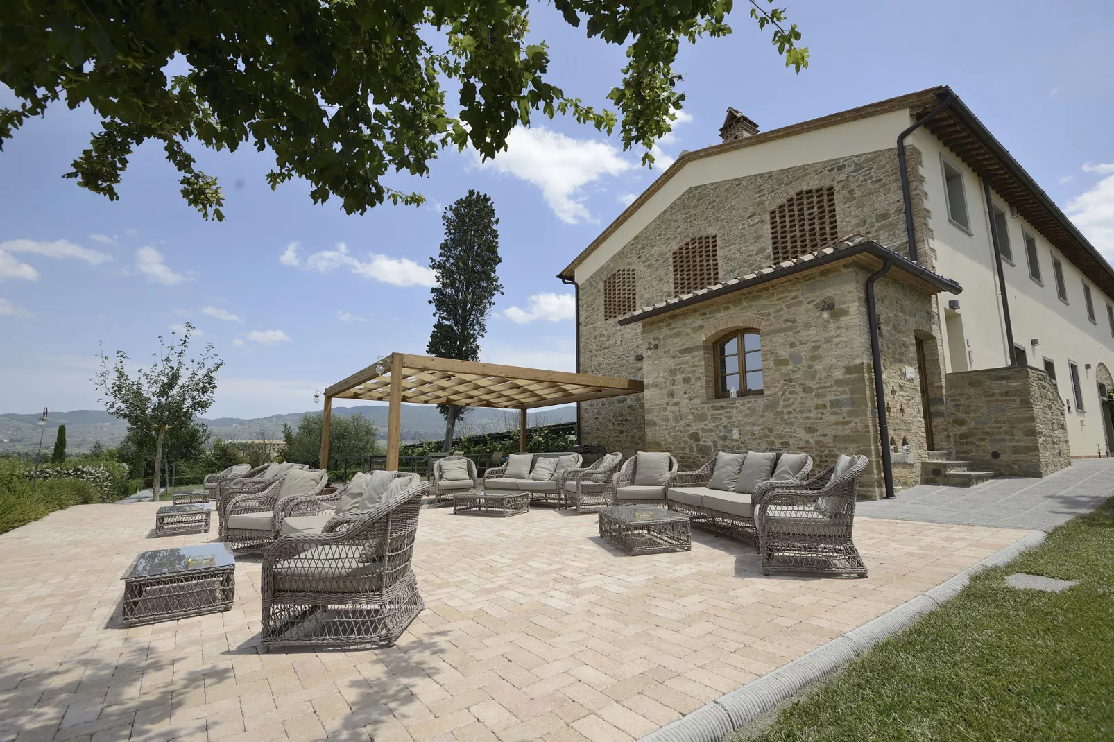 Schilderachtig vakantiehuis in Florence met zwembad-Terrasbalkon