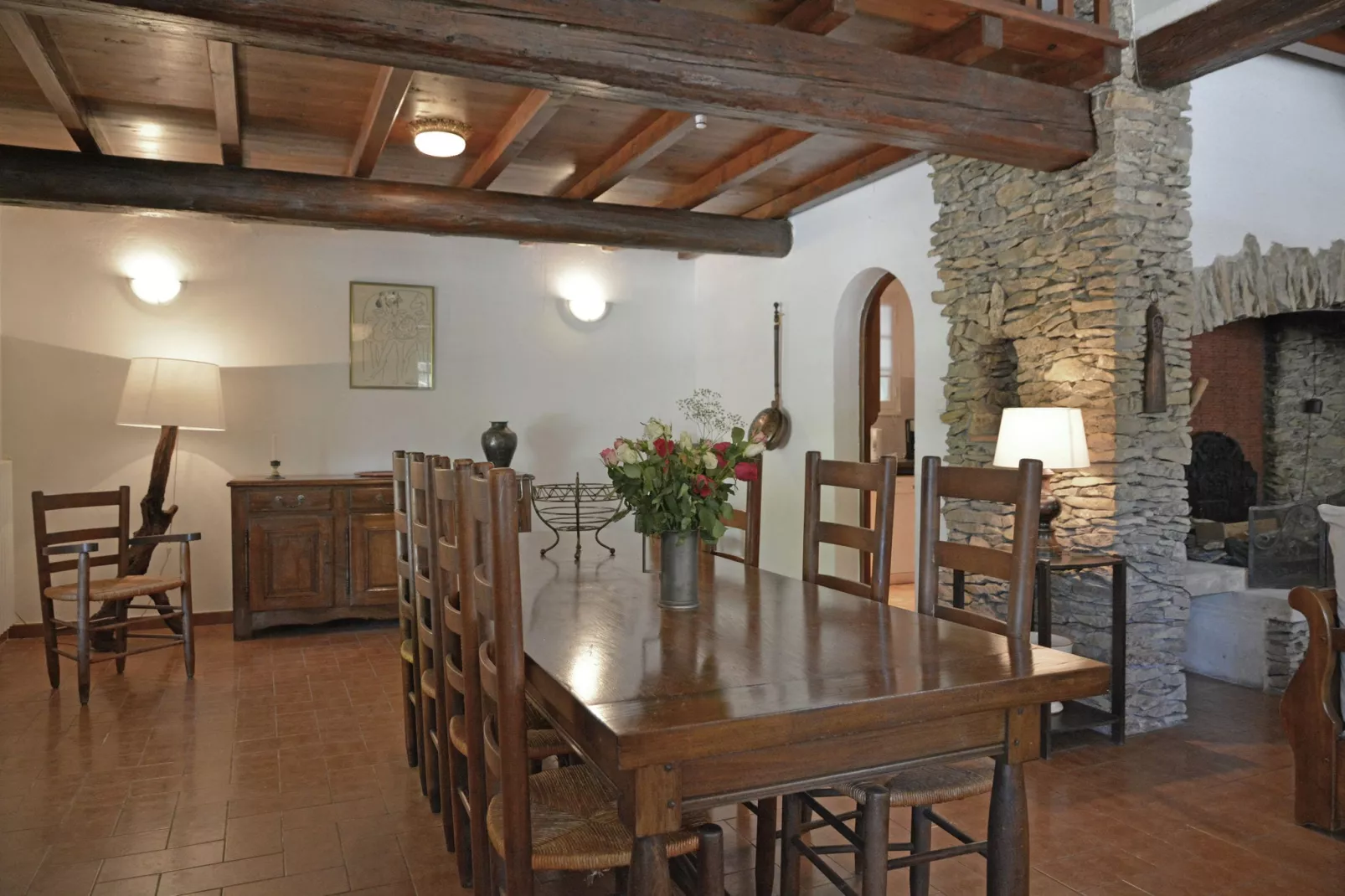 La maison des Écureuils-Eetkamer
