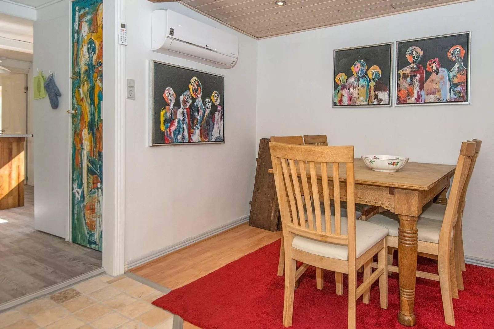 Gezellige kustschuilplaats in Hojer-By Traum-Binnen