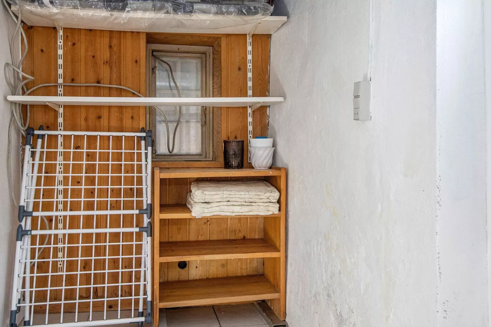 Gezellige kustschuilplaats in Hojer-By Traum-Binnen