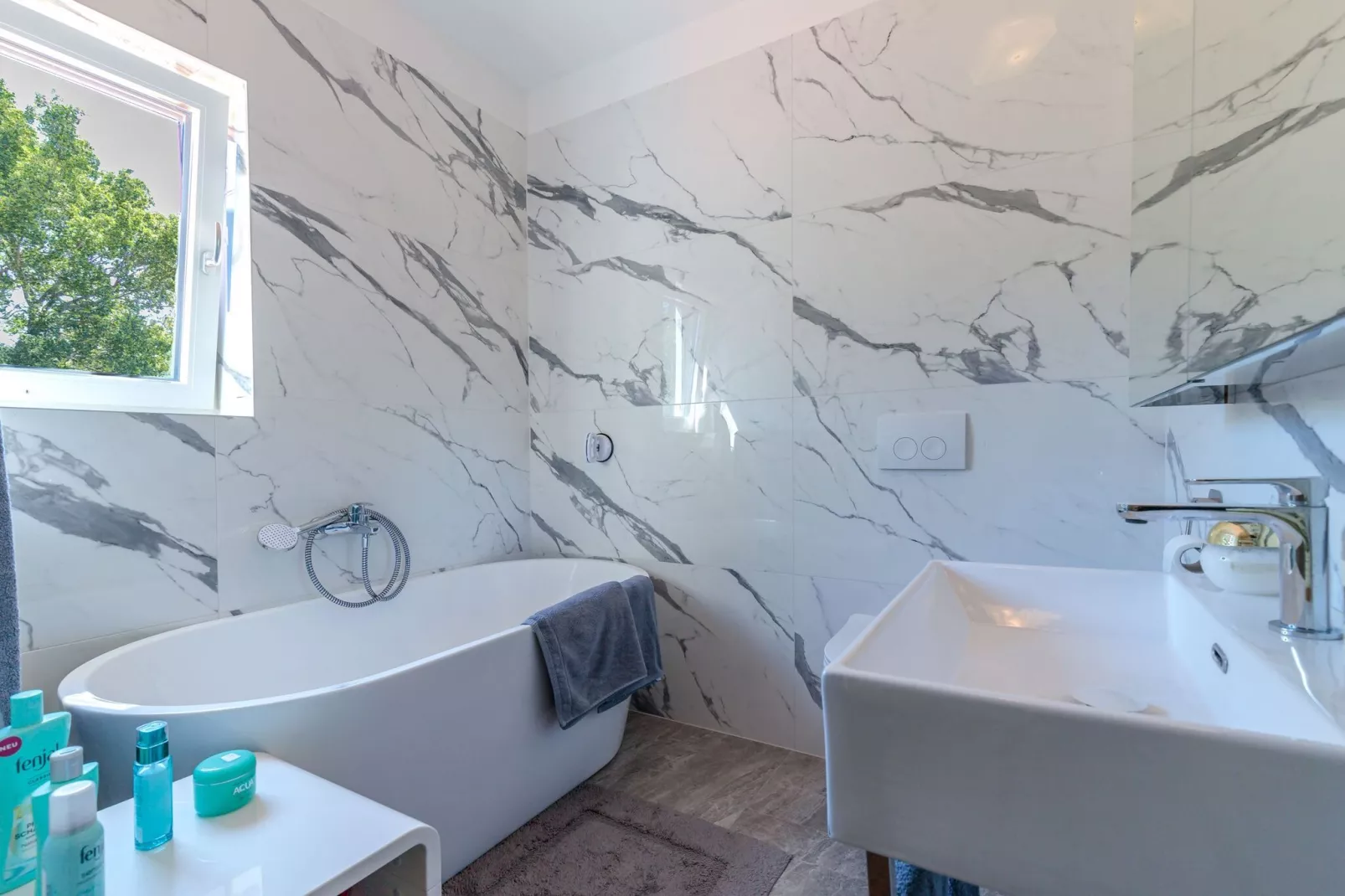 Villa Valhalla-Badkamer