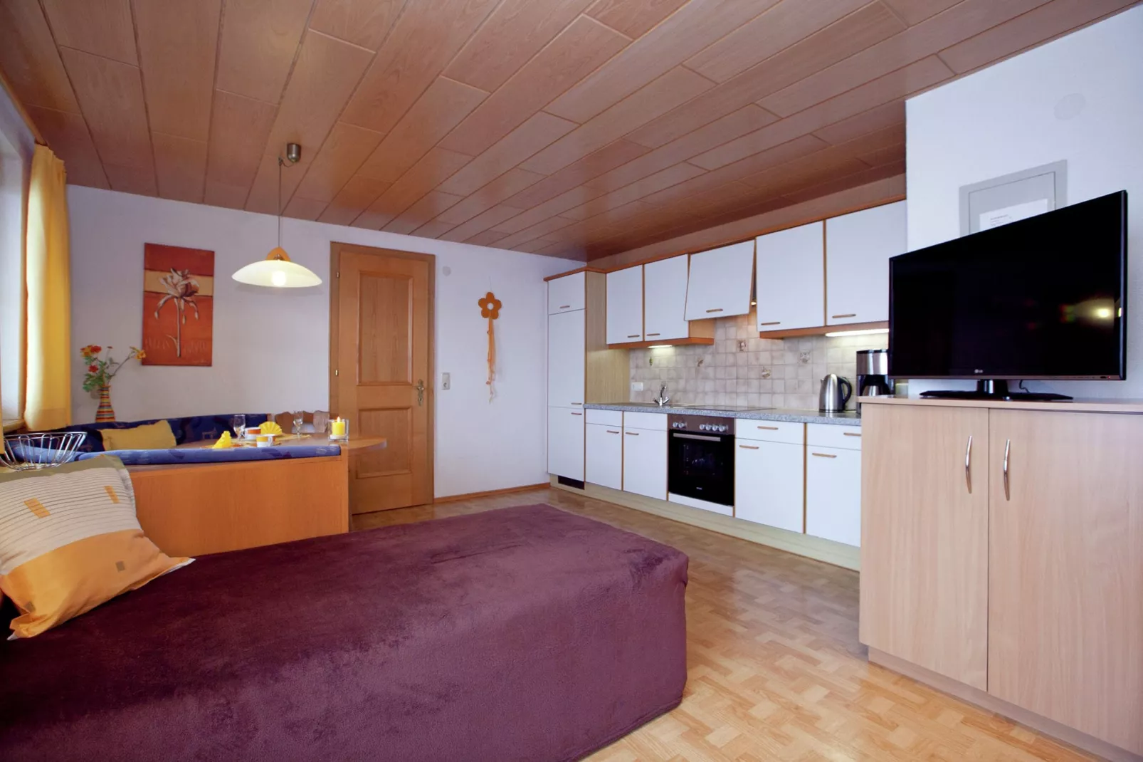 Karakeristiek appartement in Montafon met privétuin-Keuken