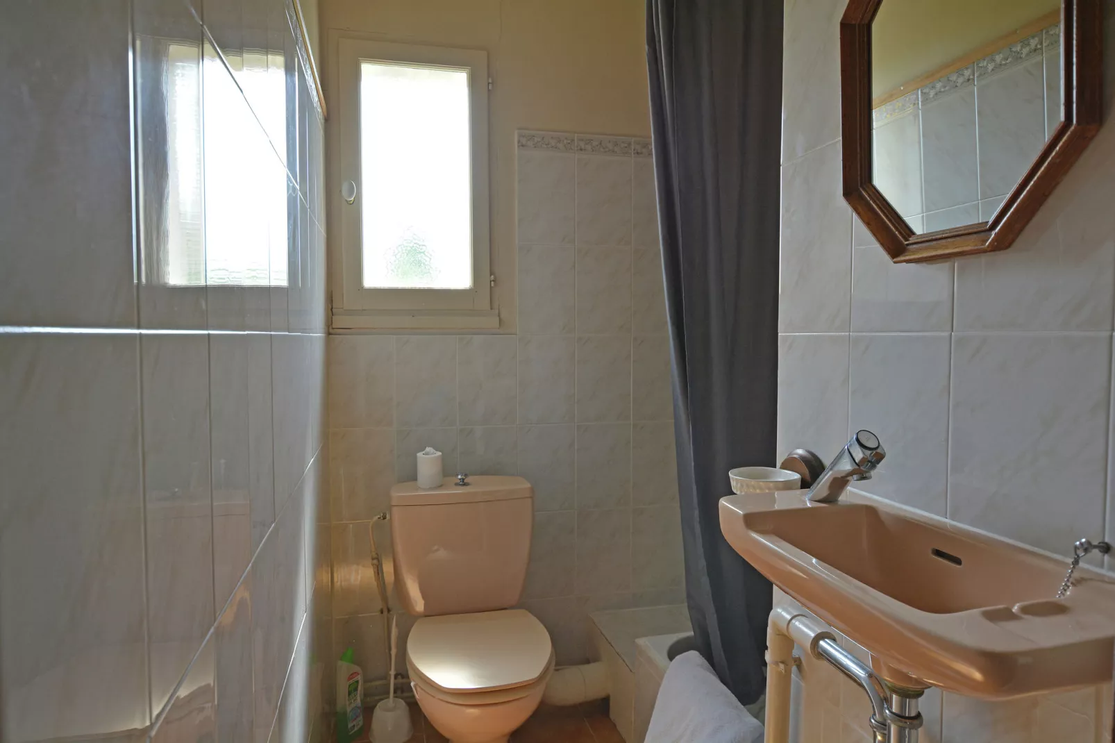 Villa des Lavandes-Badkamer