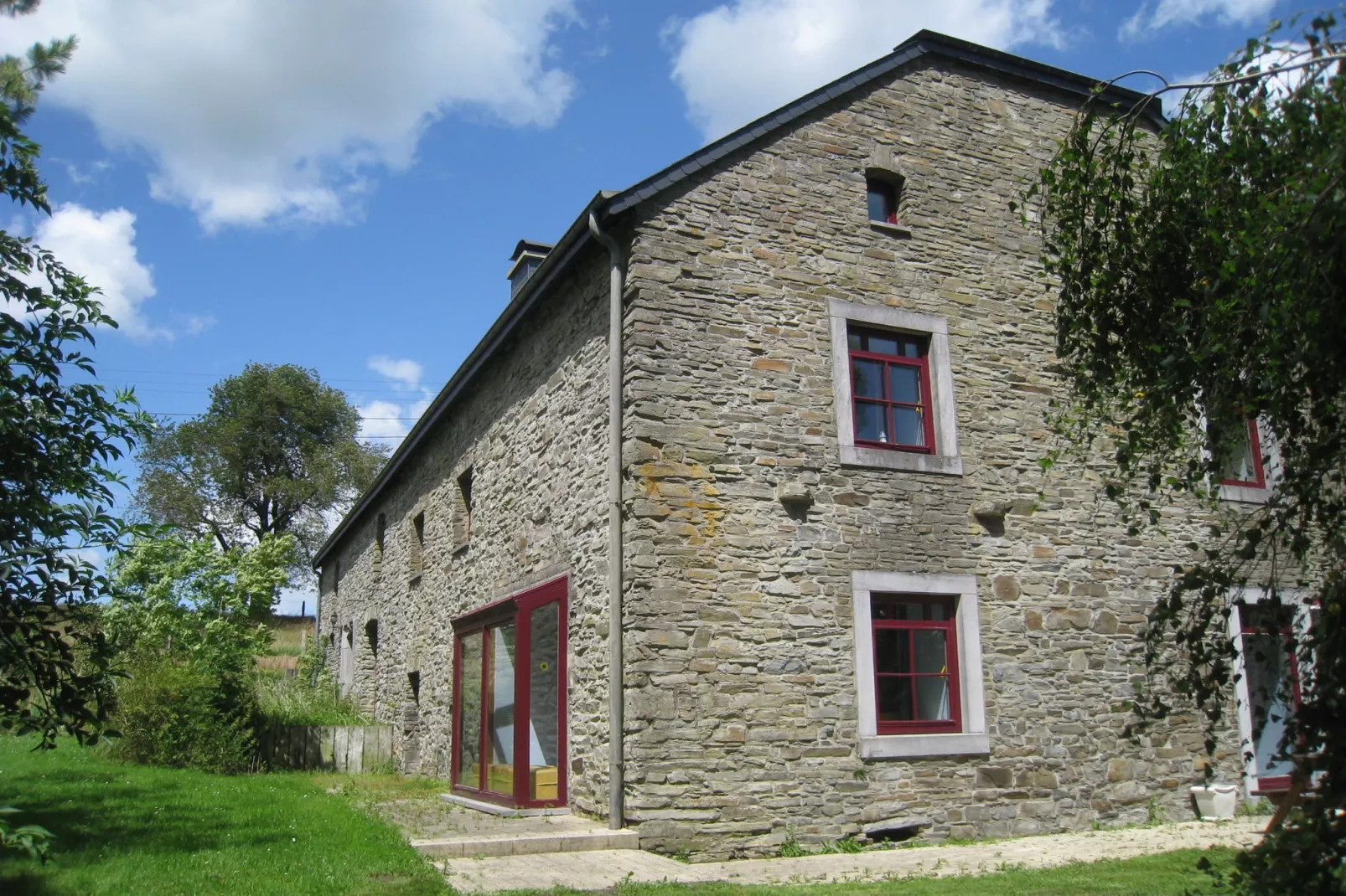 Relais des 7 Anges-Buitenkant zomer