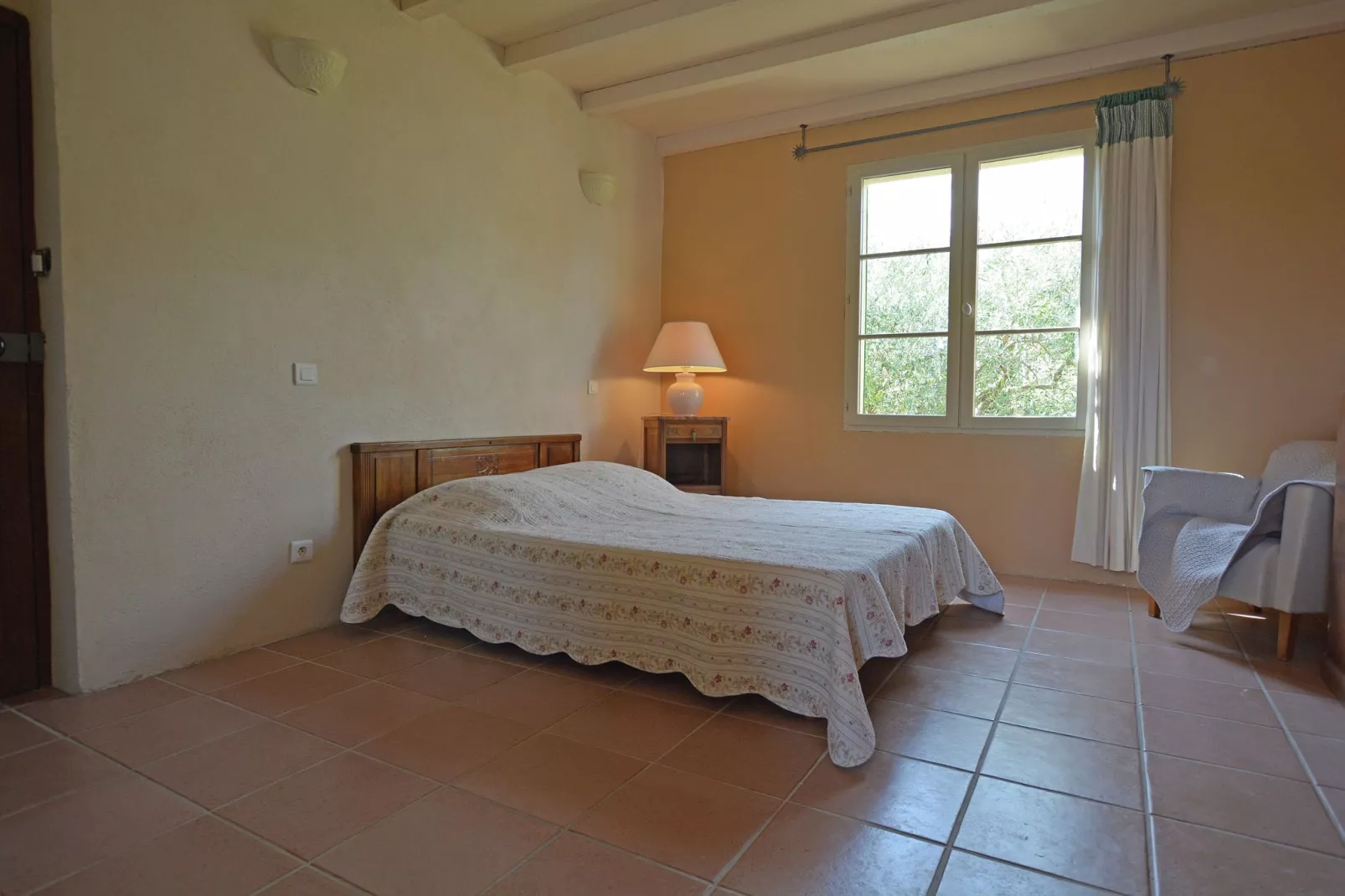 Prachtige villa in Flaux met privézwembad-Slaapkamer