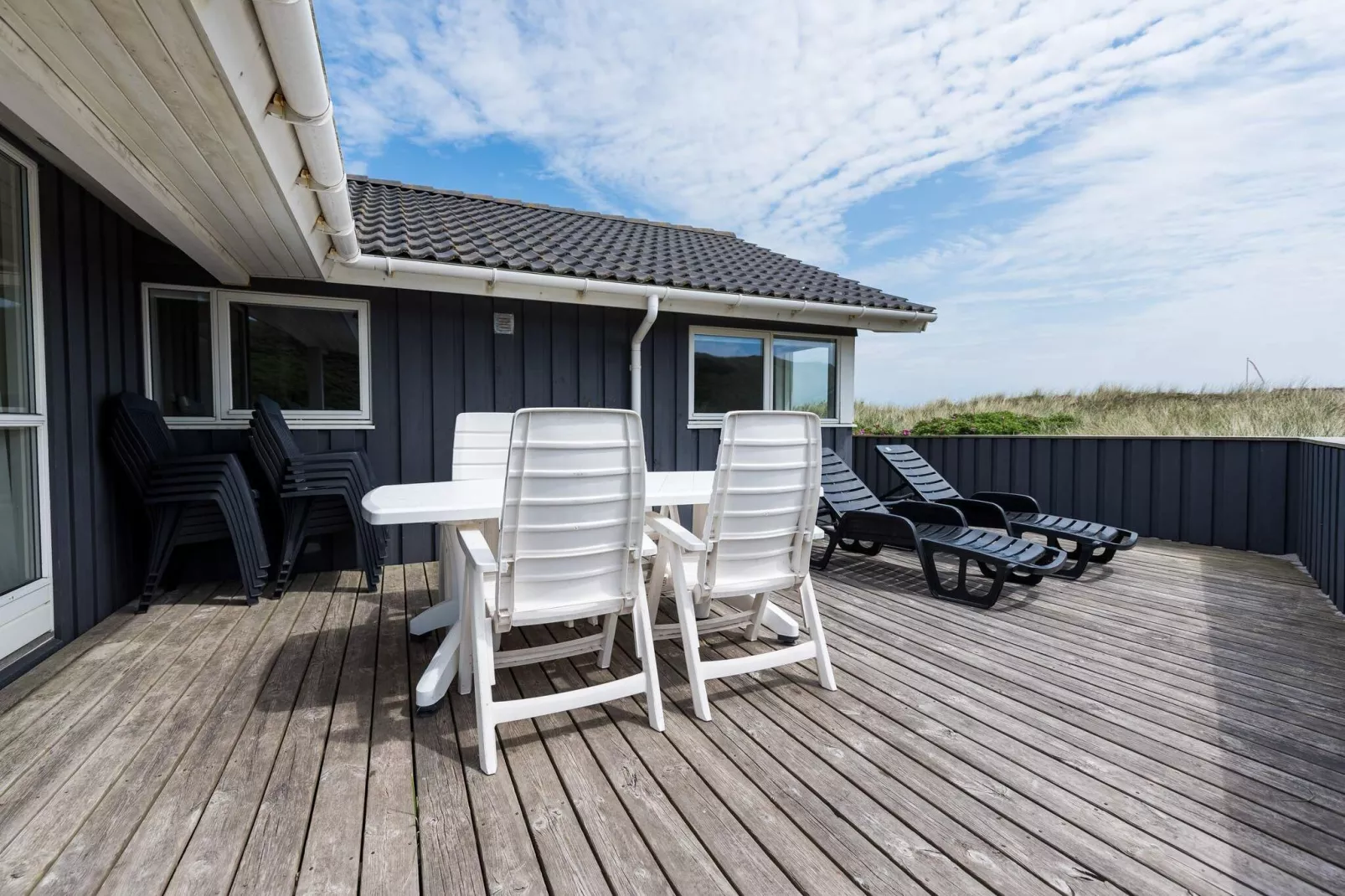 10 persoons vakantie huis op een vakantie park in Hvide Sande