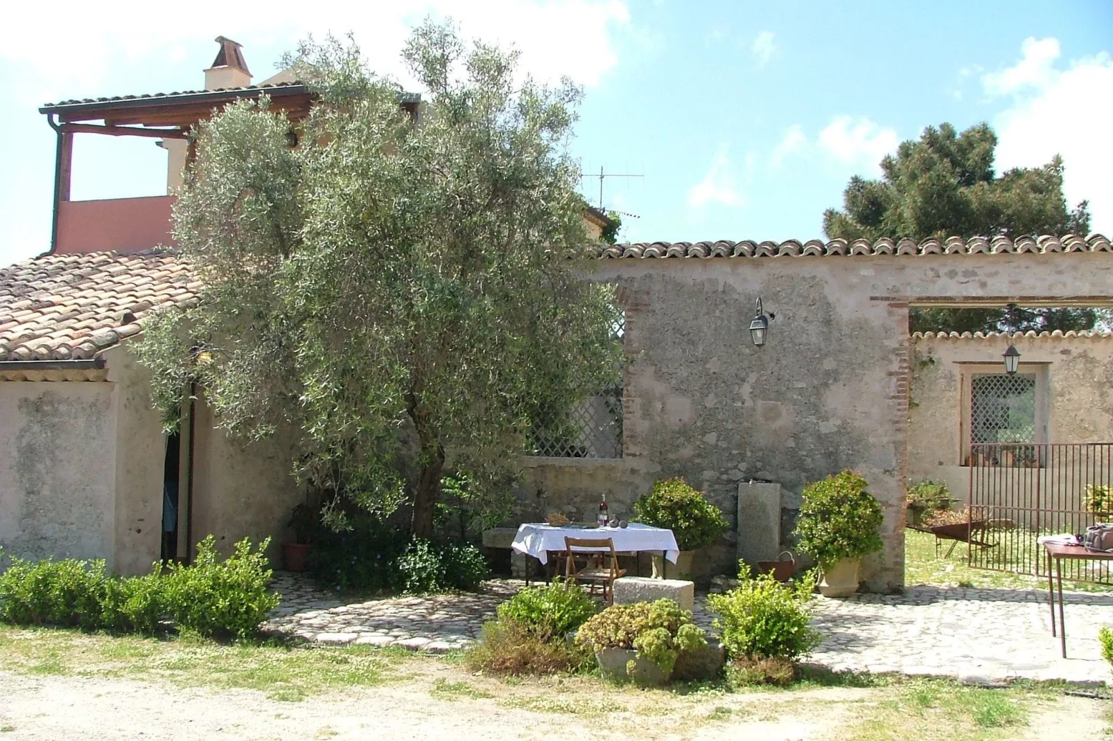 Casa Donna Vittoria-Buitenkant zomer