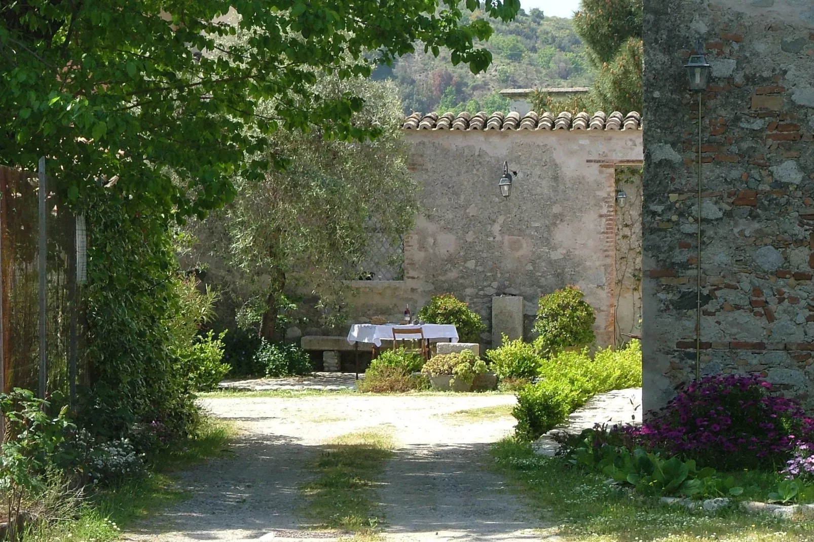 Casa Donna Vittoria-Tuinen zomer