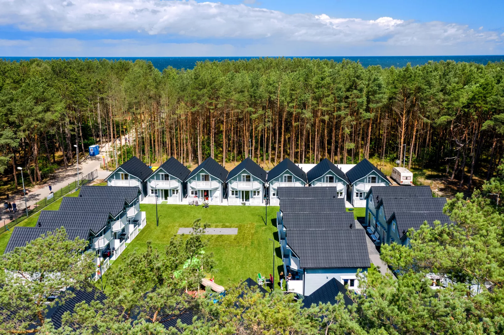 Diune Resort at the seashore in Miedzywodzie for 7 persons NIEW-Image-tags.