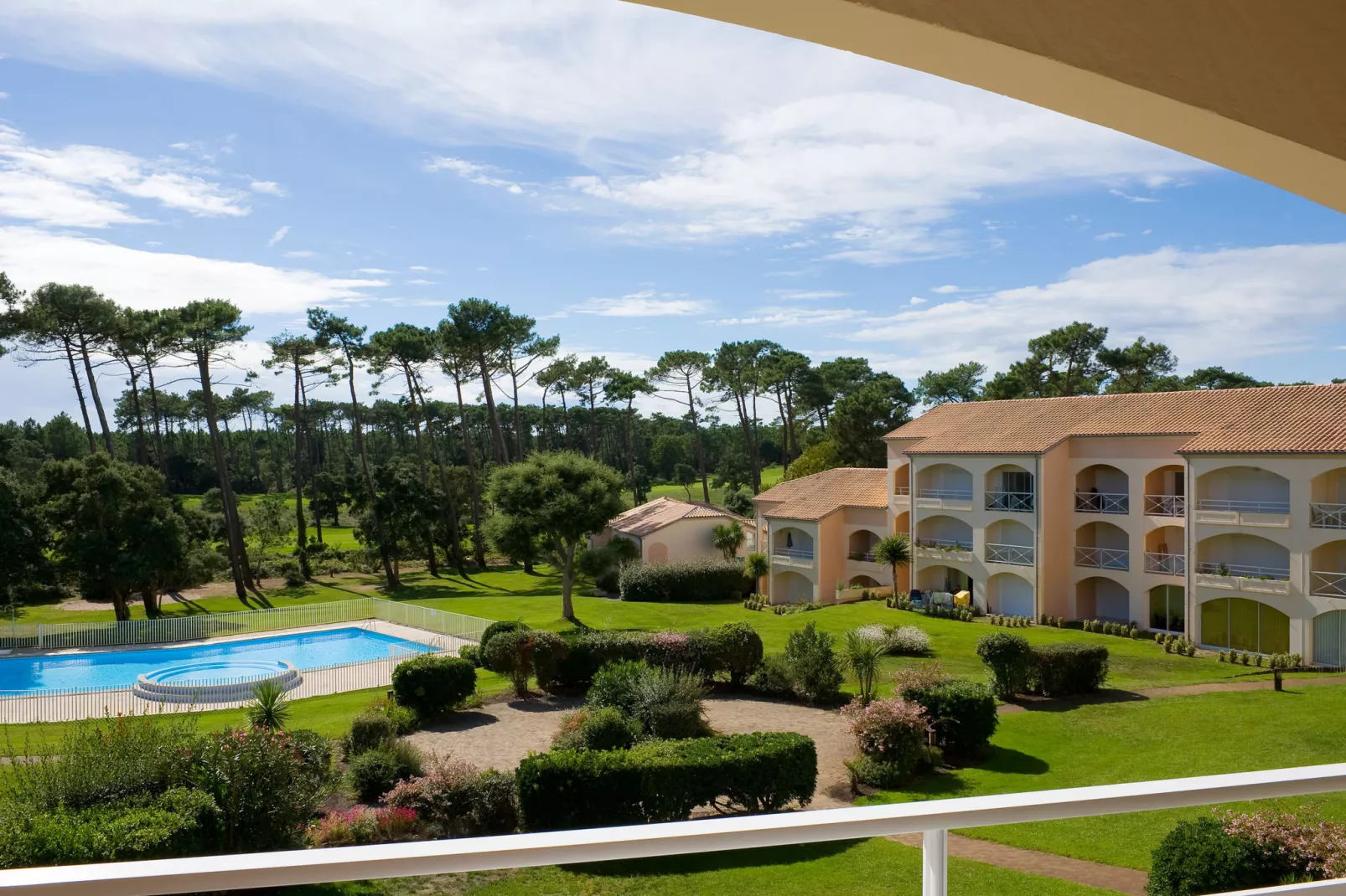 Les Appartements de Moliets 3-Buitenkant zomer