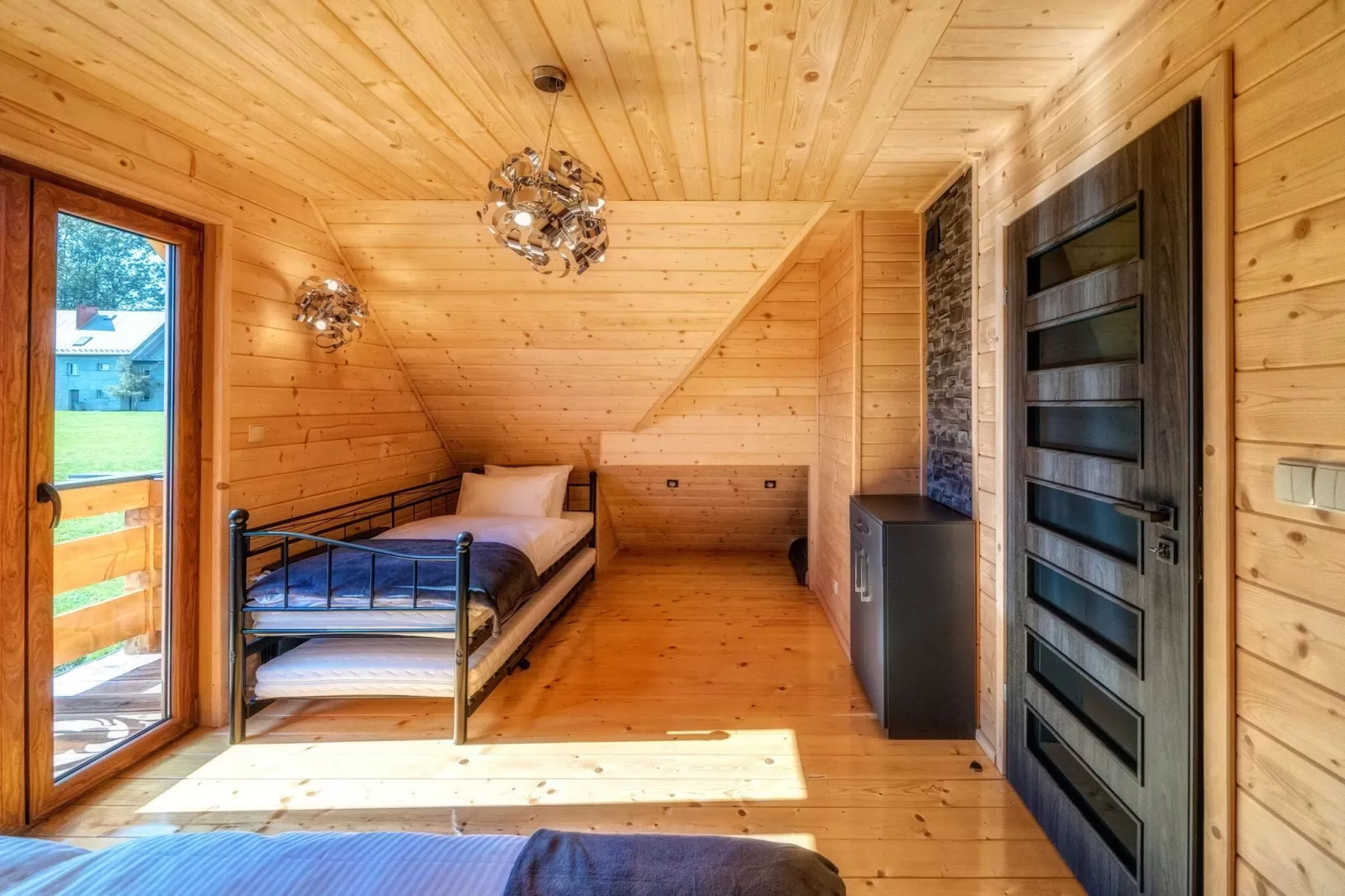 A luxury villa in the Tatra Mountains-Slaapkamer