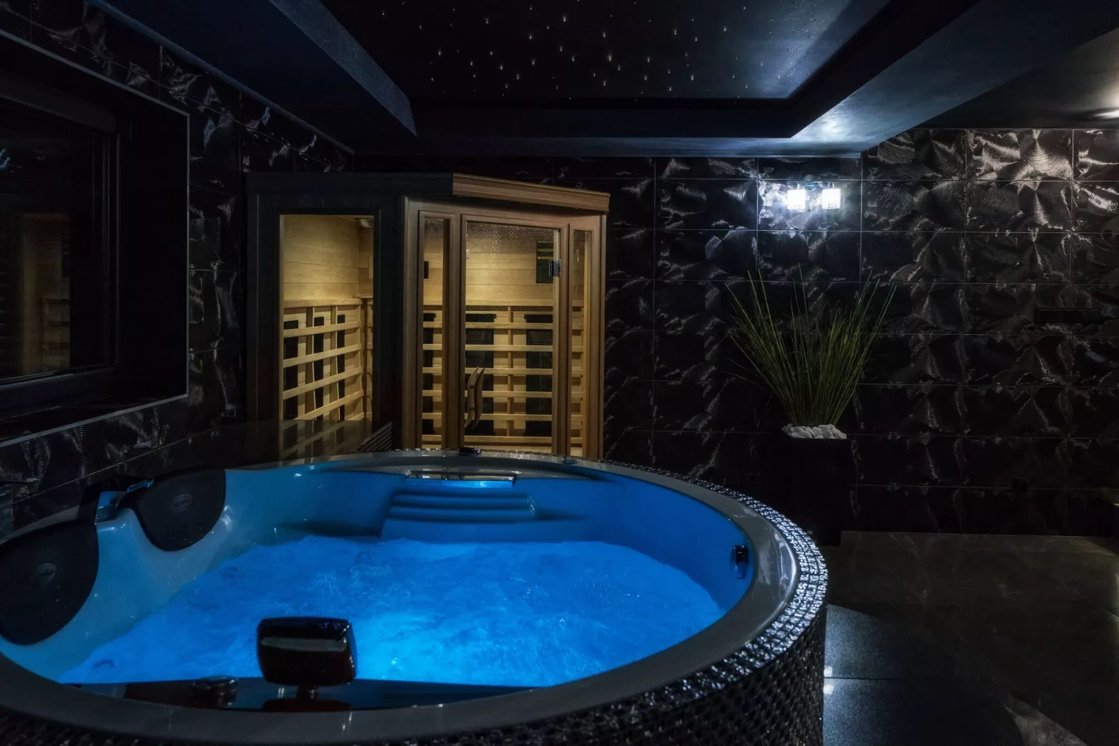 A luxury villa in the Tatra Mountains-Wellness