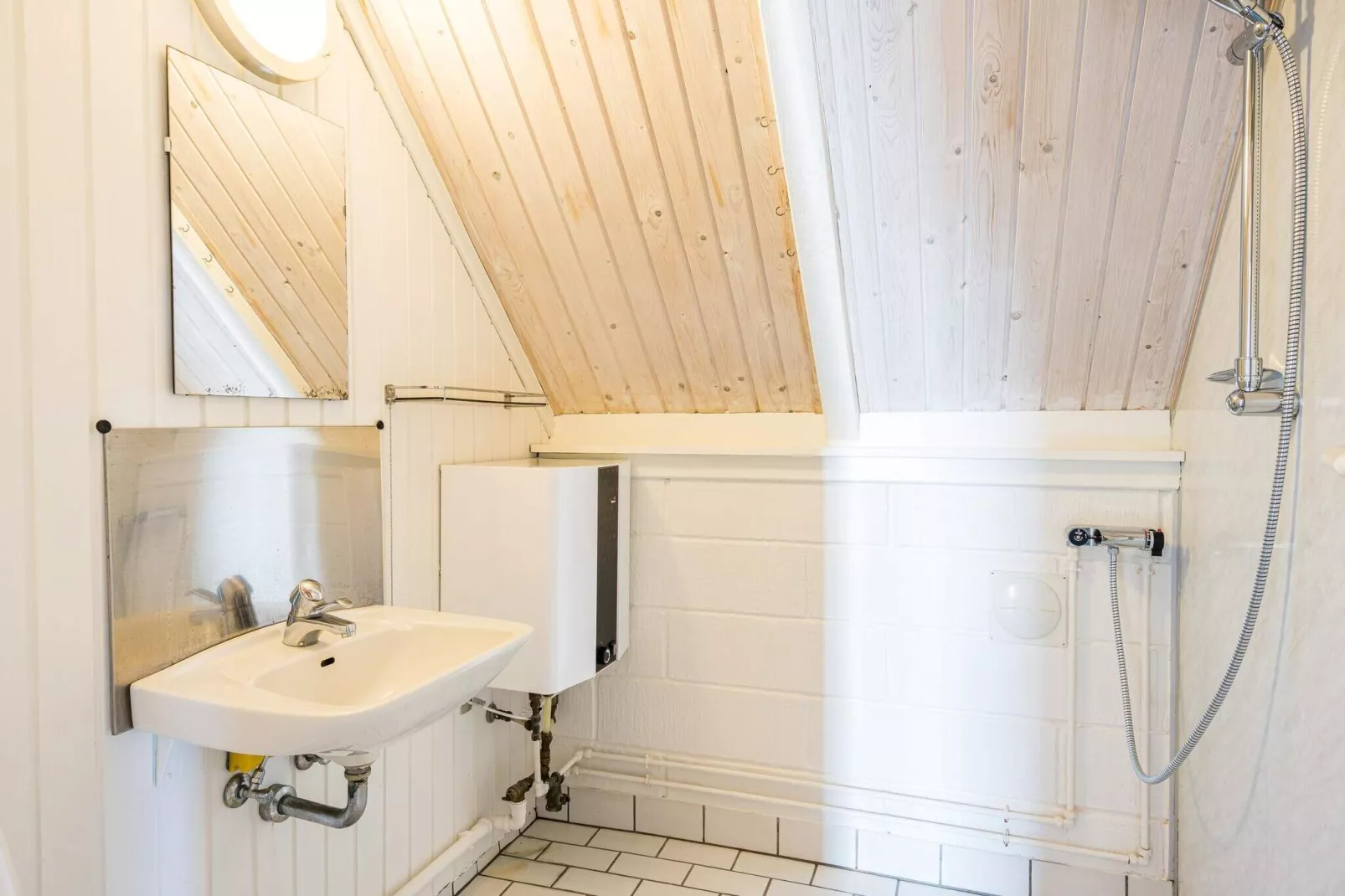 5 persoons vakantie huis op een vakantie park in Hvide Sande-Binnen