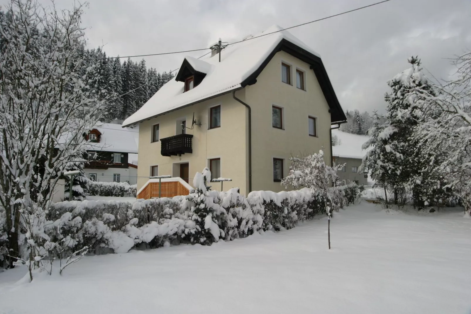 Haus Hochrindl-Exterieur winter