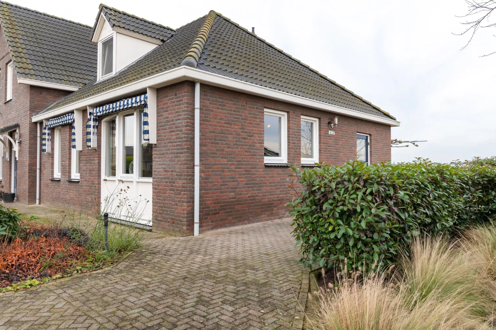 Het Edelhert-Buitenkant zomer
