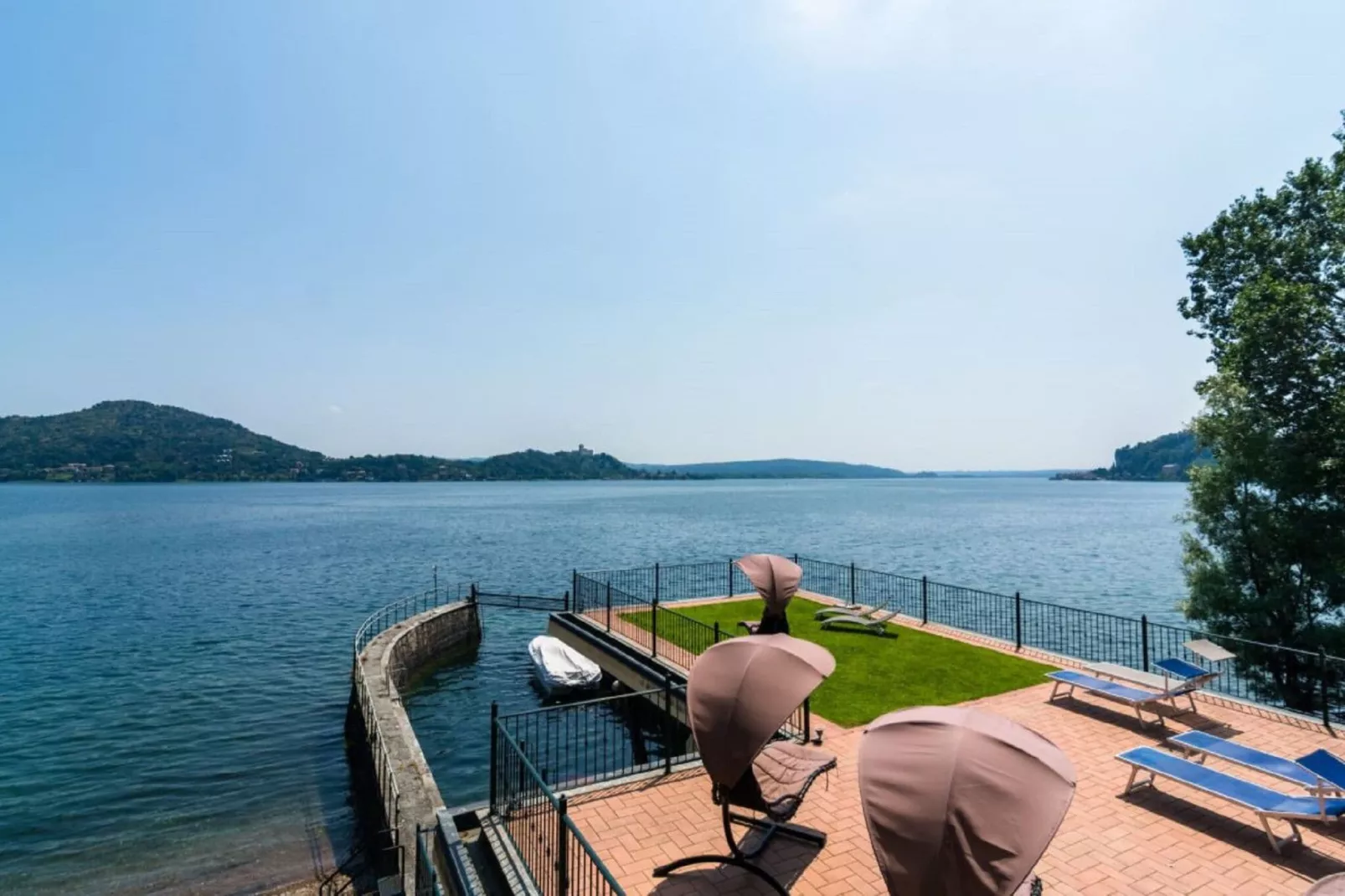Villa Greta  - Lesa-Uitzicht zomer