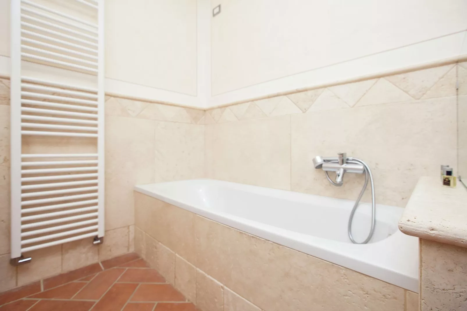 Casal Gheriglio Roseto-Badkamer