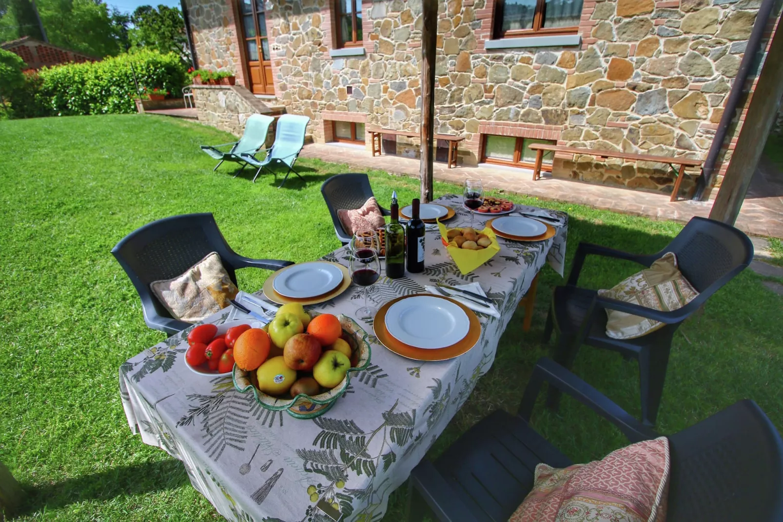 Casal Gheriglio Pergola-Buitenkant zomer