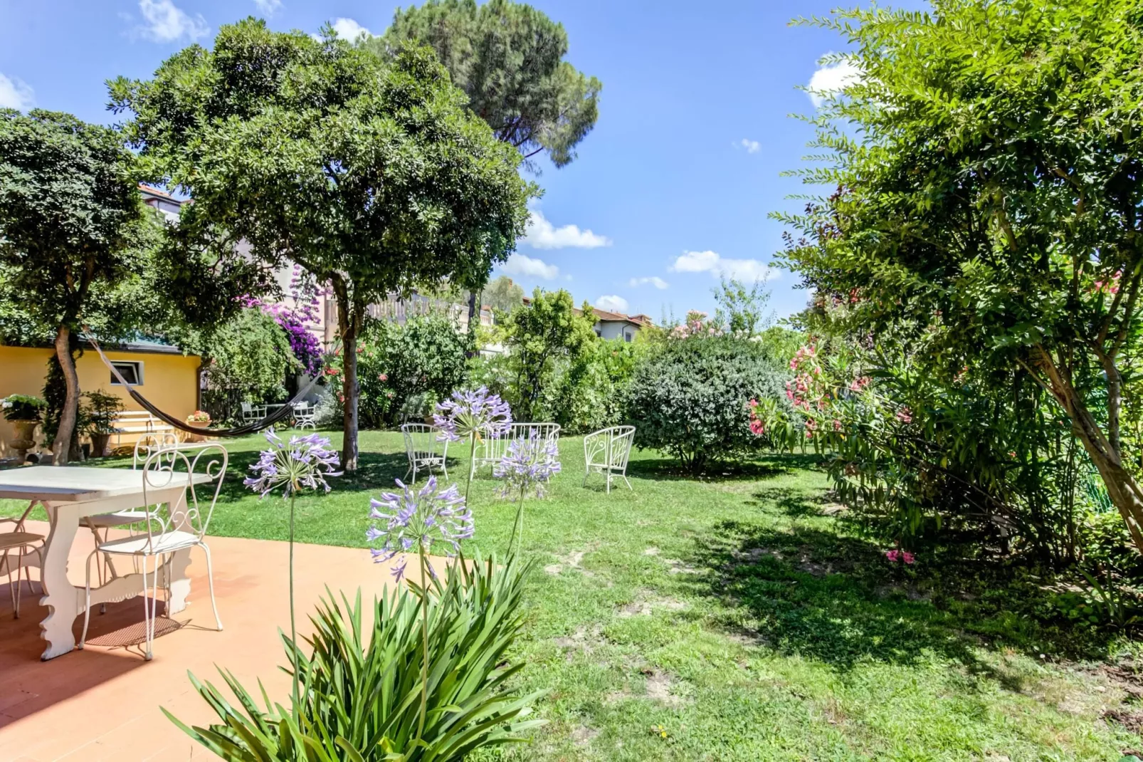 Villa Lazzarino-Tuinen zomer