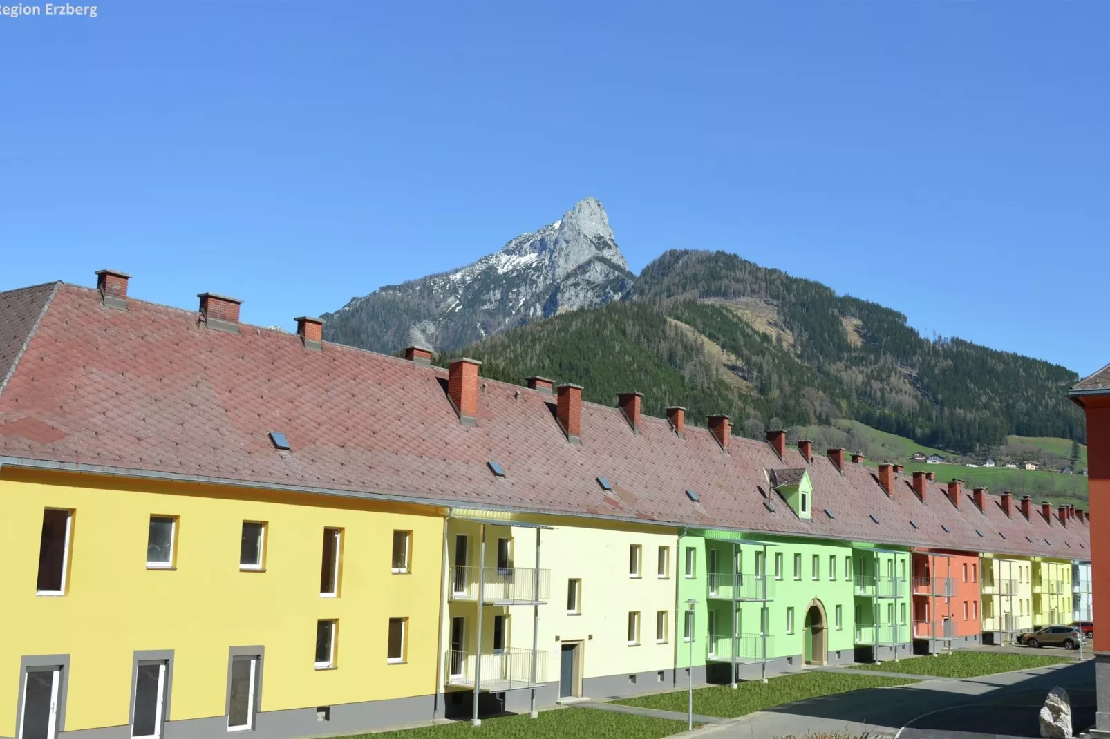 Erzberg Alpin Resort 1-Buitenkant zomer