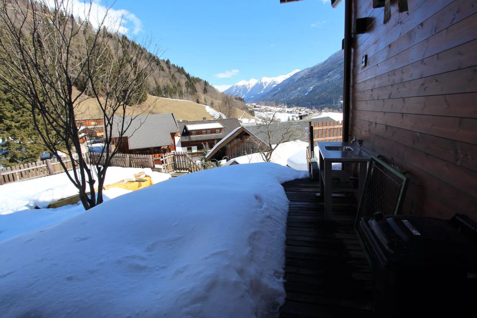 Chalet Jari-Tuin winter