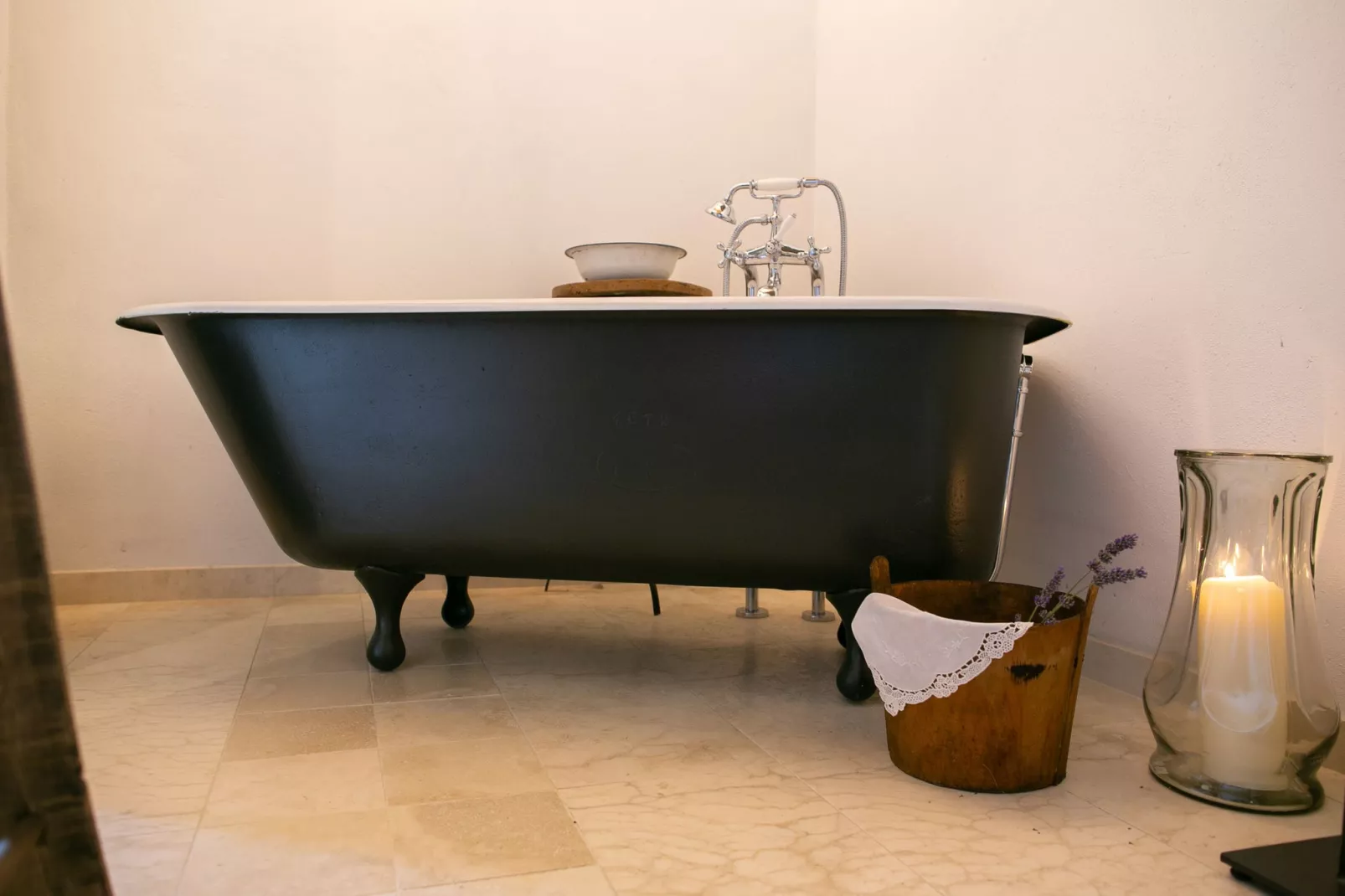 Villa Ancano-Badkamer