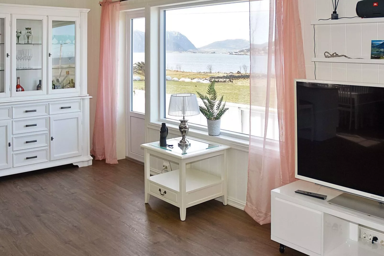 8 persoons vakantie huis in Leinøy-By Traum-Binnen